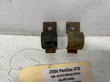 2006 Pontiac GTO Rear Suspension Stabilizer Sway Bar Brackets Clamps OEM