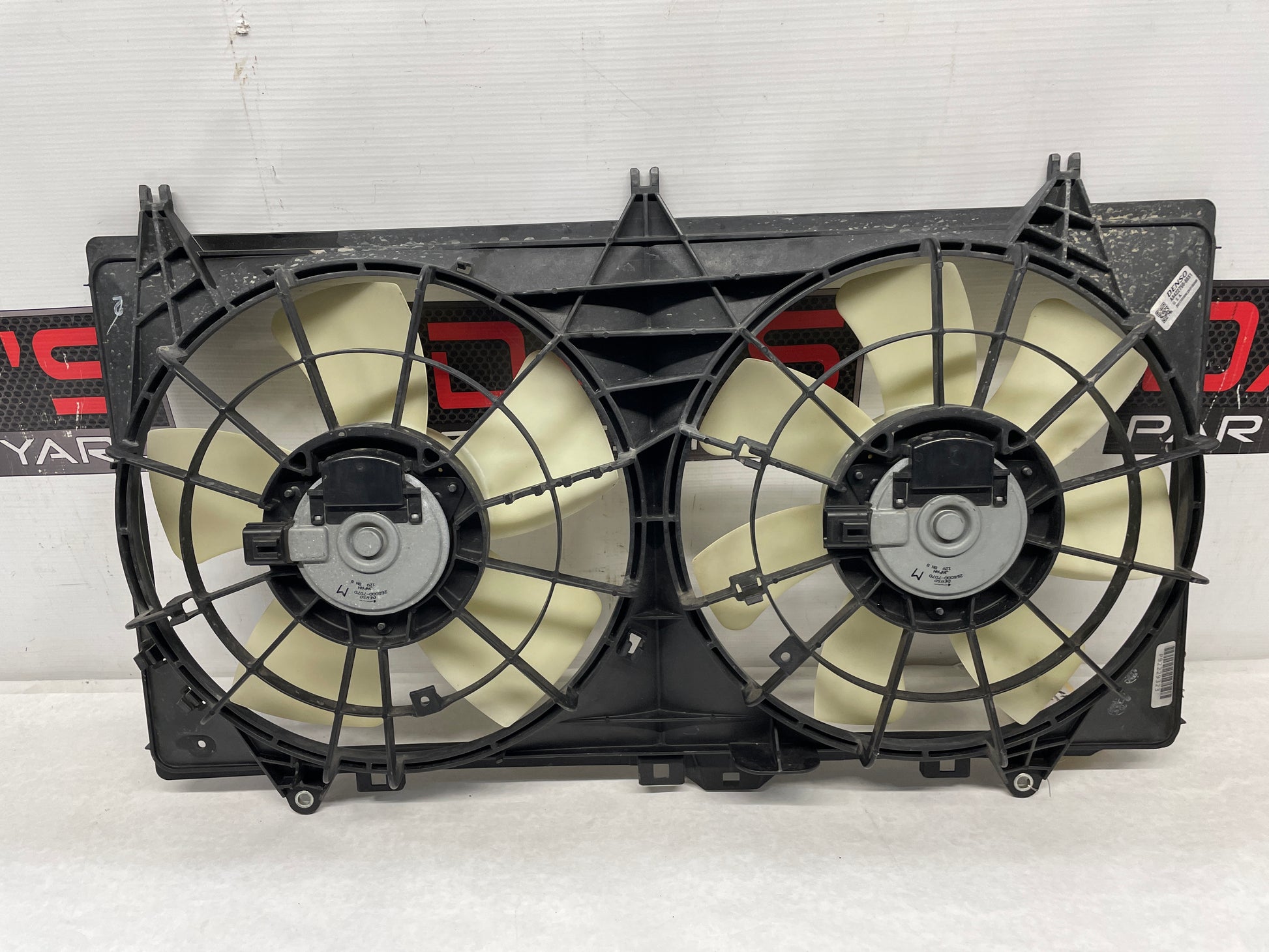 2012 Chevy Camaro SS Dual Radiator Cooling Fans Assembly OEM - Day's Parts Yard