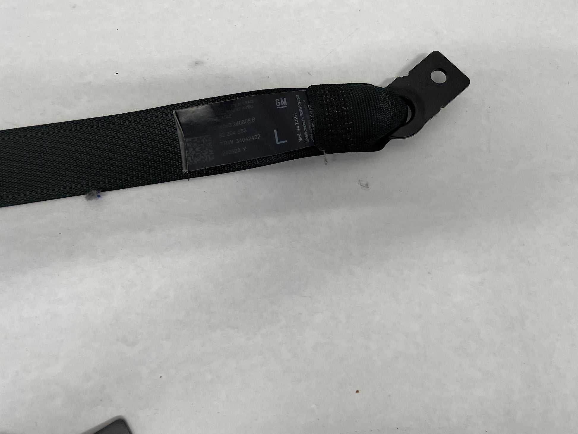 2009 Pontiac G8 RH & LH Front Seat Belts Retractors OEM - Day's Parts Yard