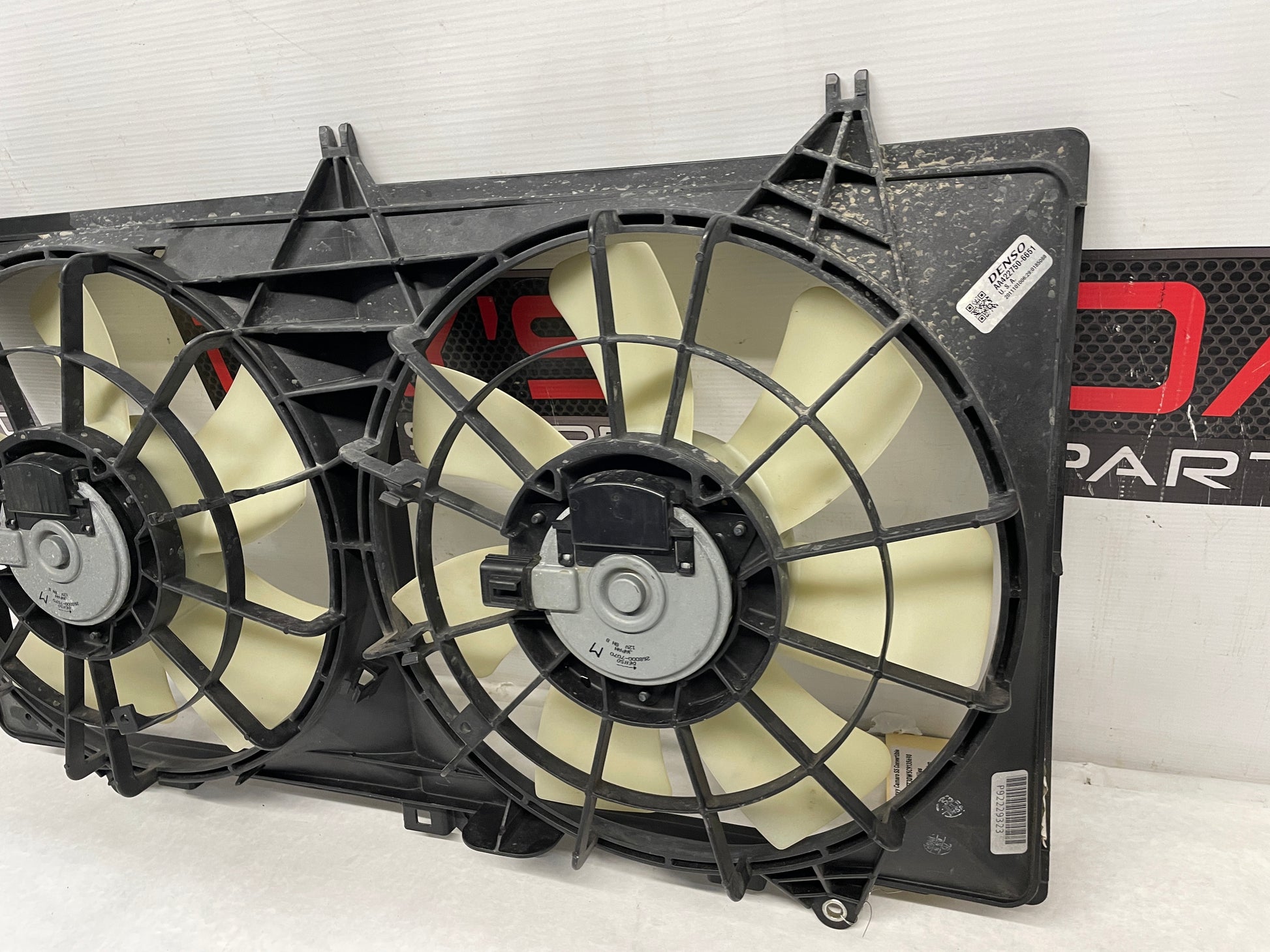 2012 Chevy Camaro SS Dual Radiator Cooling Fans Assembly OEM - Day's Parts Yard