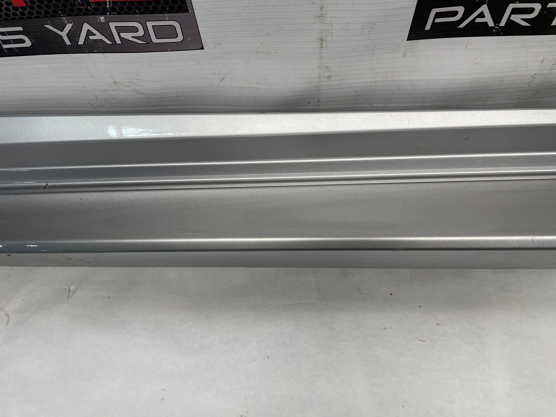 2016 Cadillac ATS-V Coupe LH Driver Side Skirt Rocker Molding Panel OEM - Day's Parts Yard