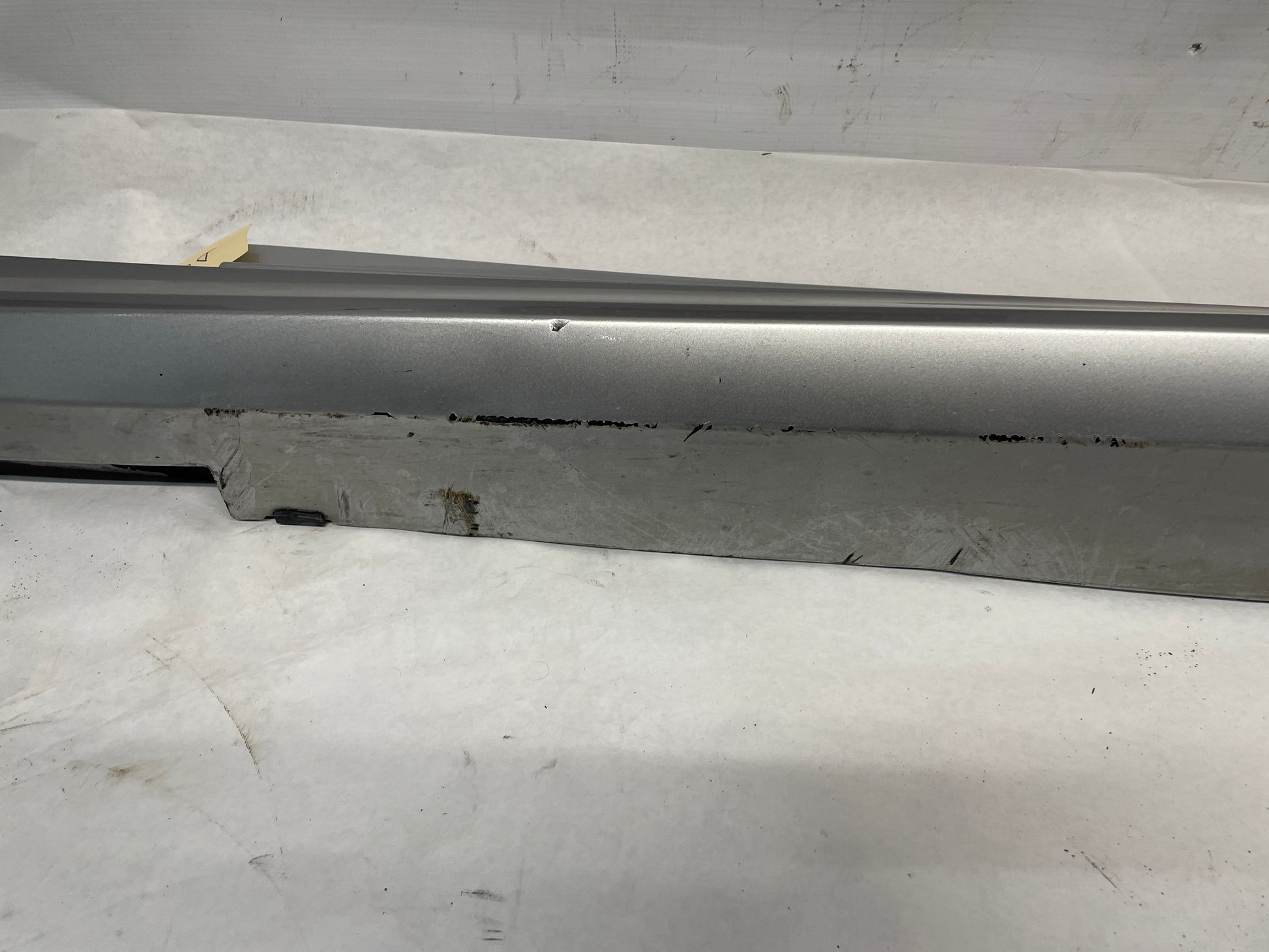 2016 Cadillac ATS-V Coupe LH Driver Side Skirt Rocker Molding Panel OEM - Day's Parts Yard
