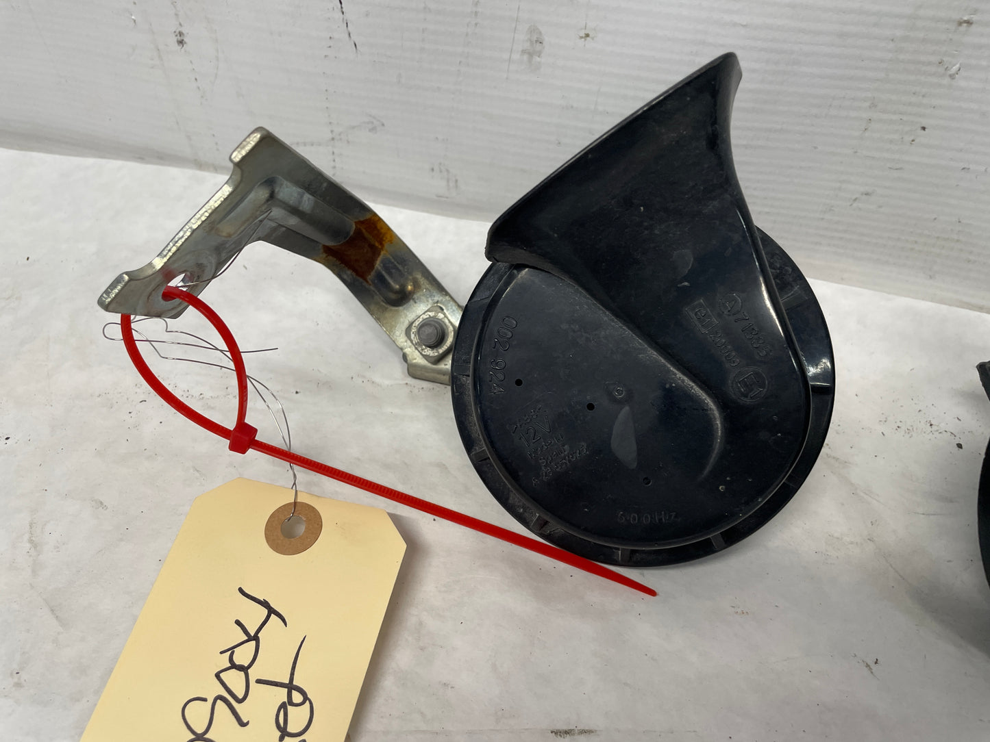 2006 Pontiac GTO Horn Set OEM