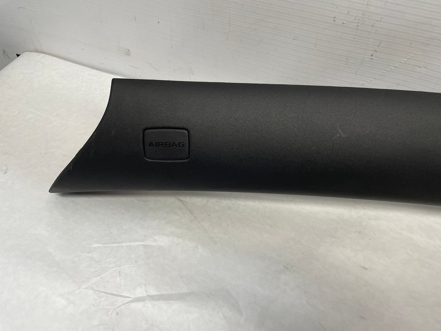 2009 Pontiac G8 RH & LH Interior A Pillar Windshield Trim Molding OEM - Day's Parts Yard