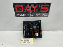 2014 Chevy SS Sedan Engine Bay Fuse Relay Wiring Wire Harness Junction Box Block OEM
