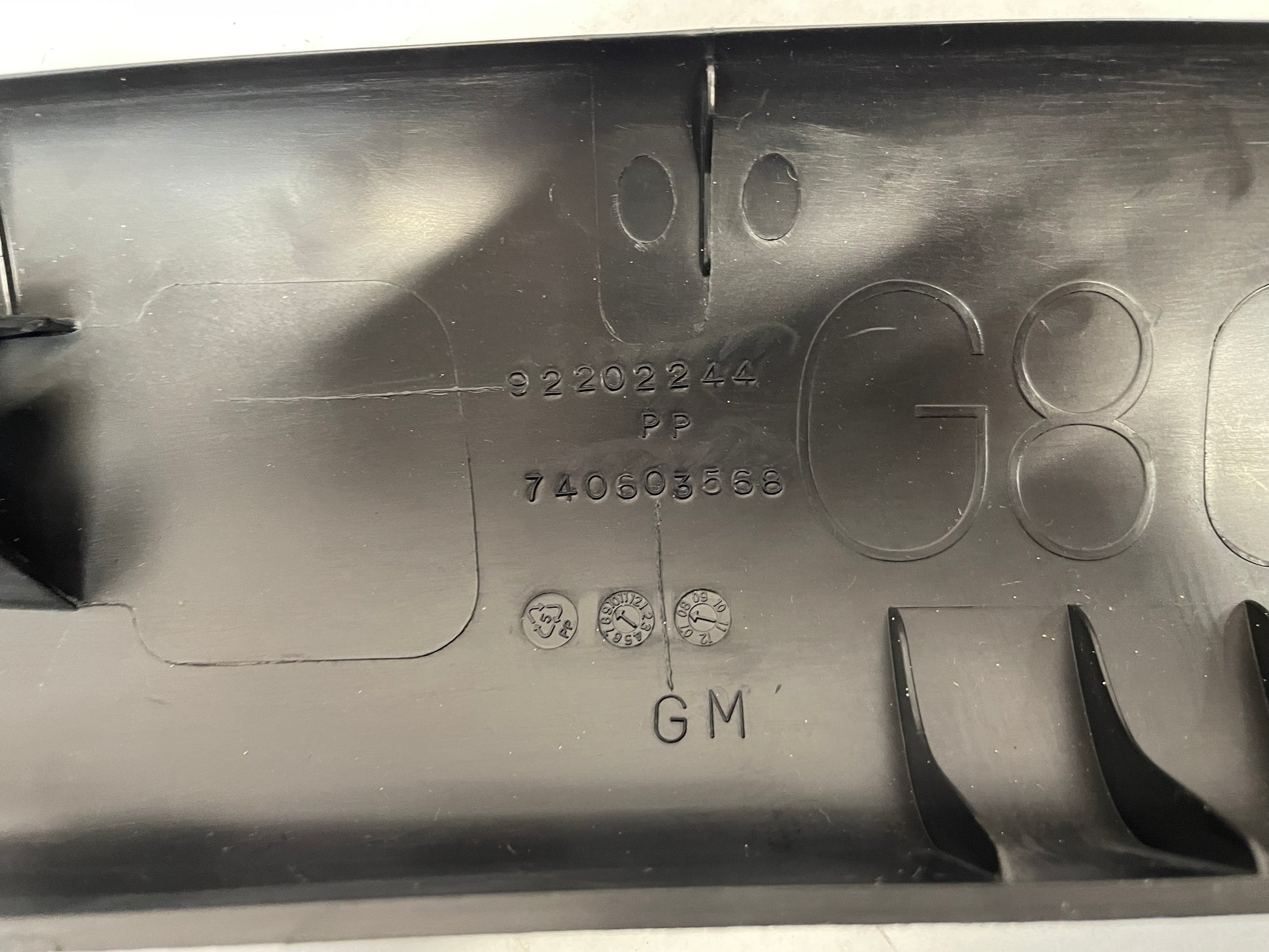 2009 Pontiac G8 RH & LH Interior A Pillar Windshield Trim Molding OEM - Day's Parts Yard