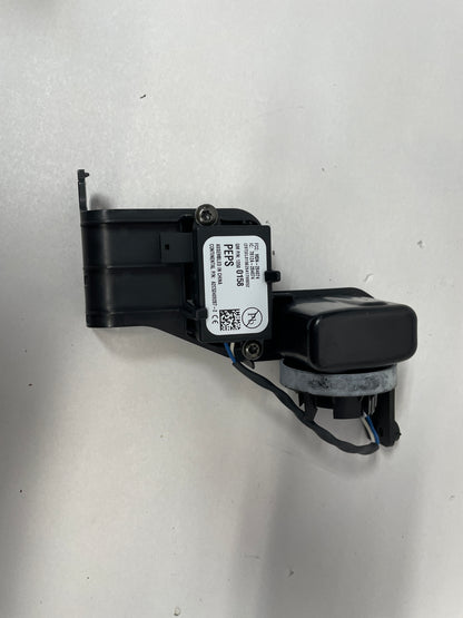 2015 Chevy SS Sedan Theft Deterrent Module OEM - Day's Parts Yard
