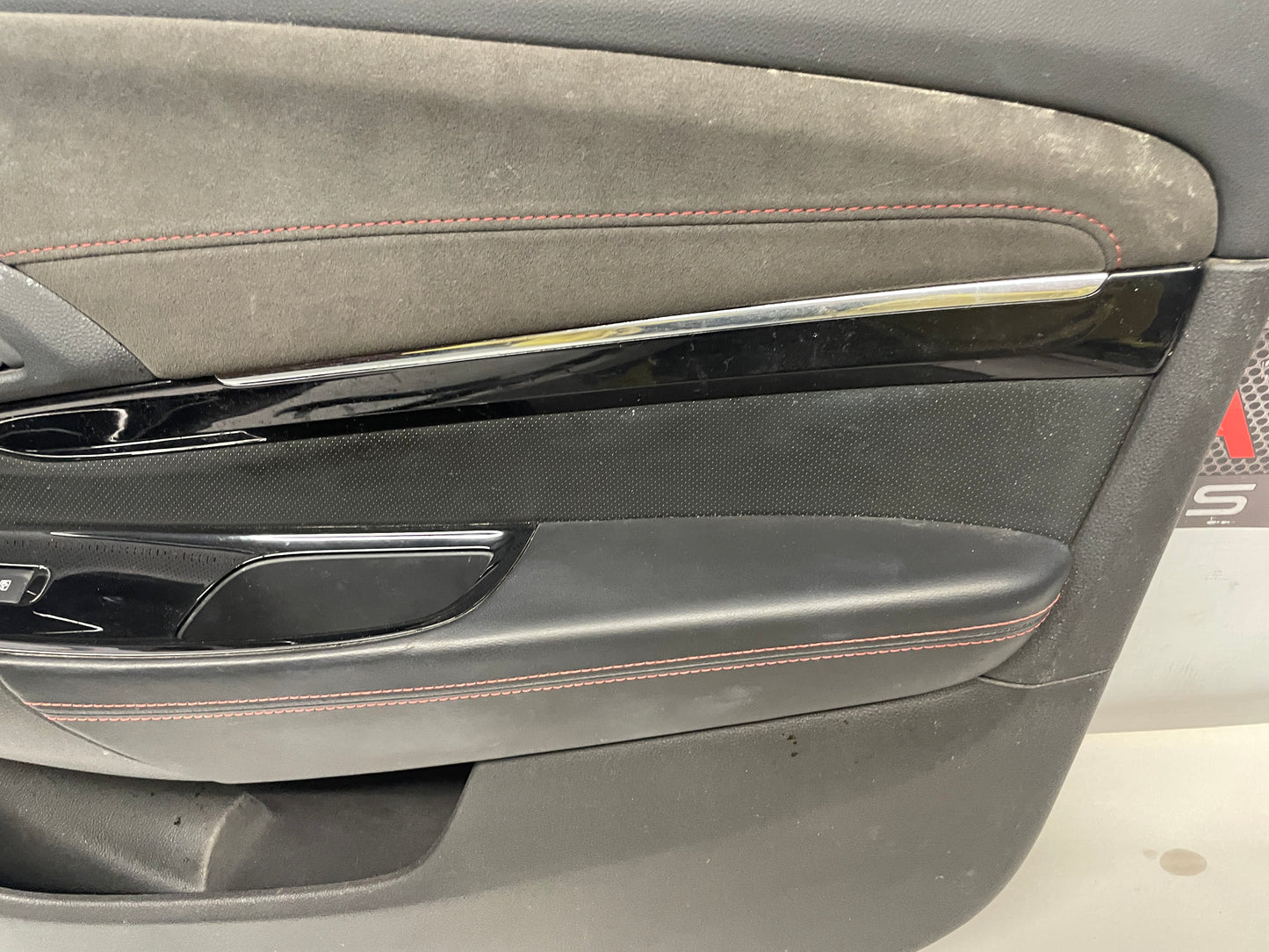 2016 Chevrolet SS Sedan RH Passenger Front Door Panel OEM