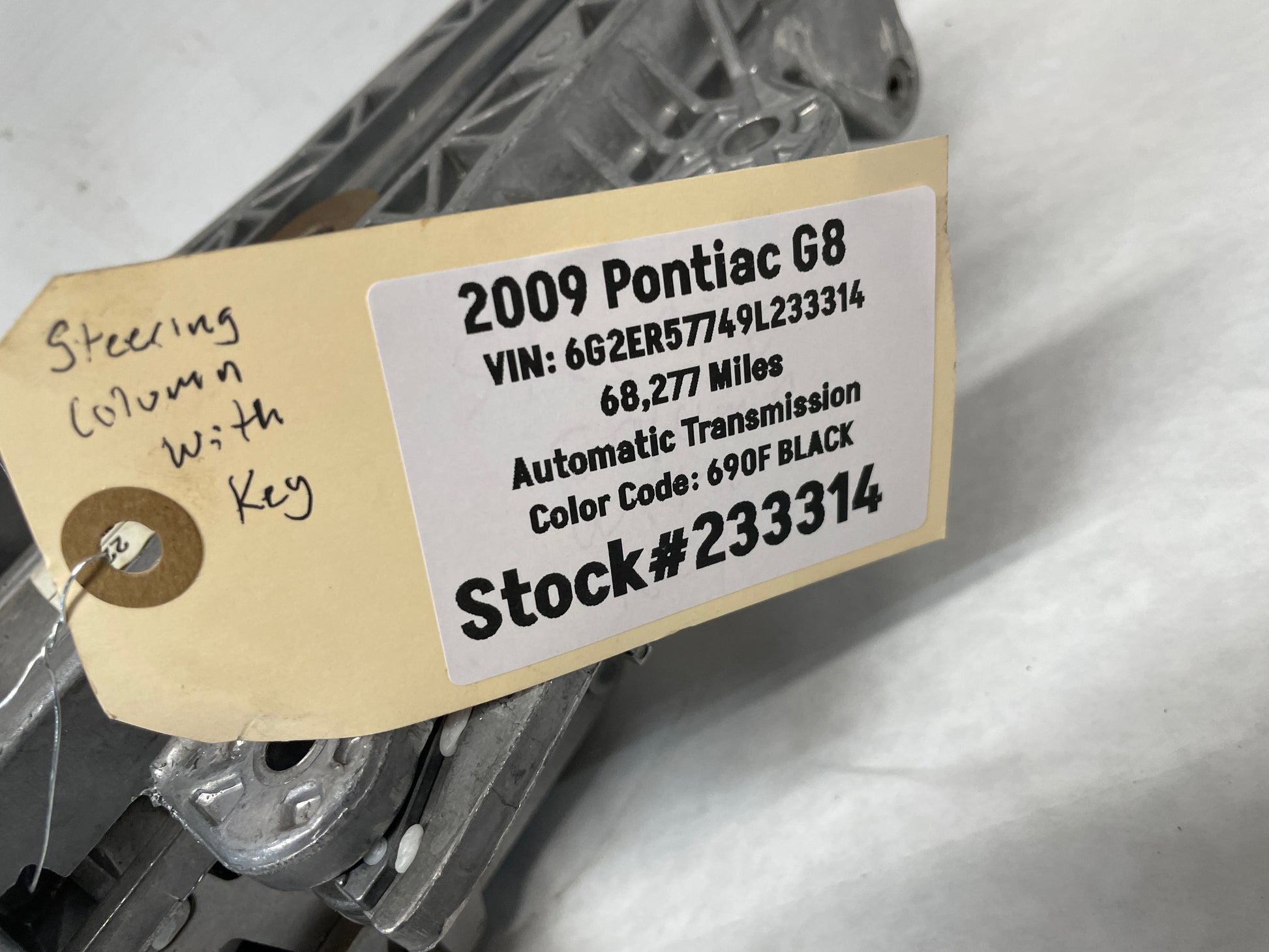 2009 Pontiac G8 Steering Column w/ Key Assembly OEM - Day's Parts Yard