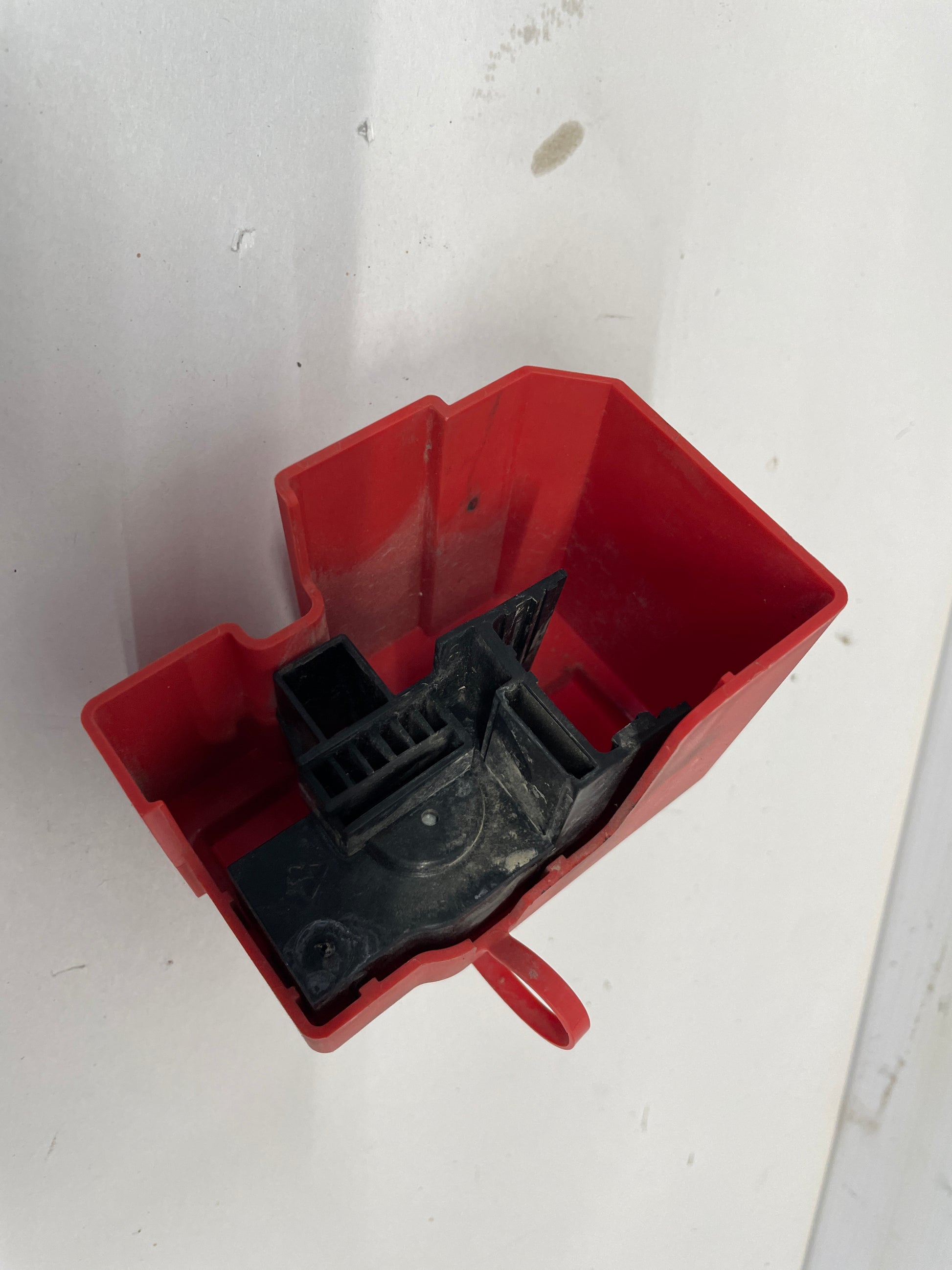 2015 Chevy SS Sedan Positive Battery Jump Start Cover OEM - Day's Parts Yard