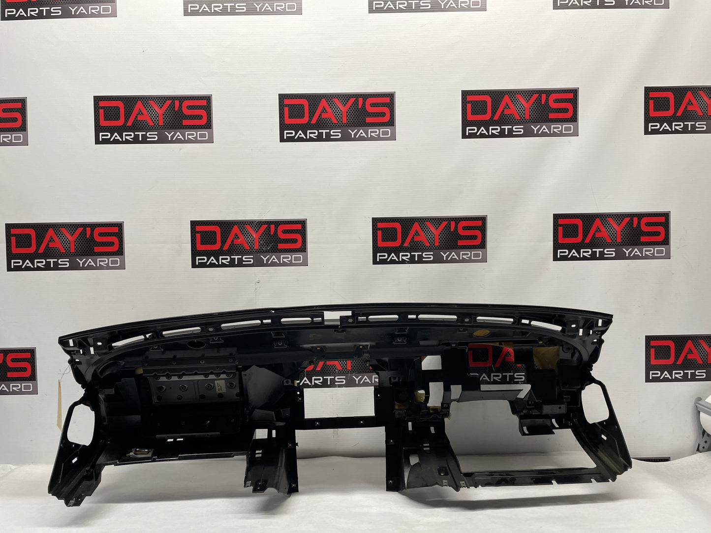 2005 Pontiac GTO Dash Pad Board OEM - Day's Parts Yard