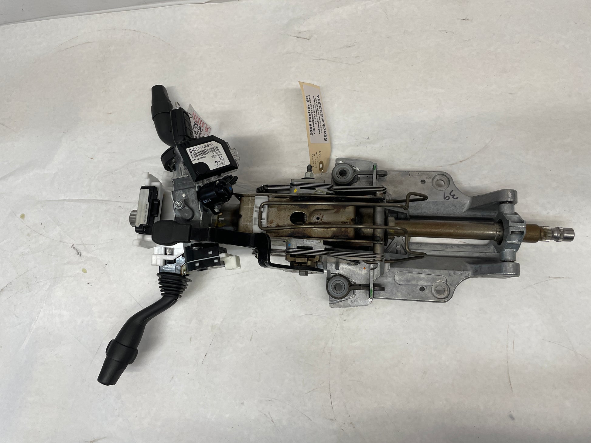 2009 Pontiac G8 Steering Column w/ Key Assembly OEM - Day's Parts Yard