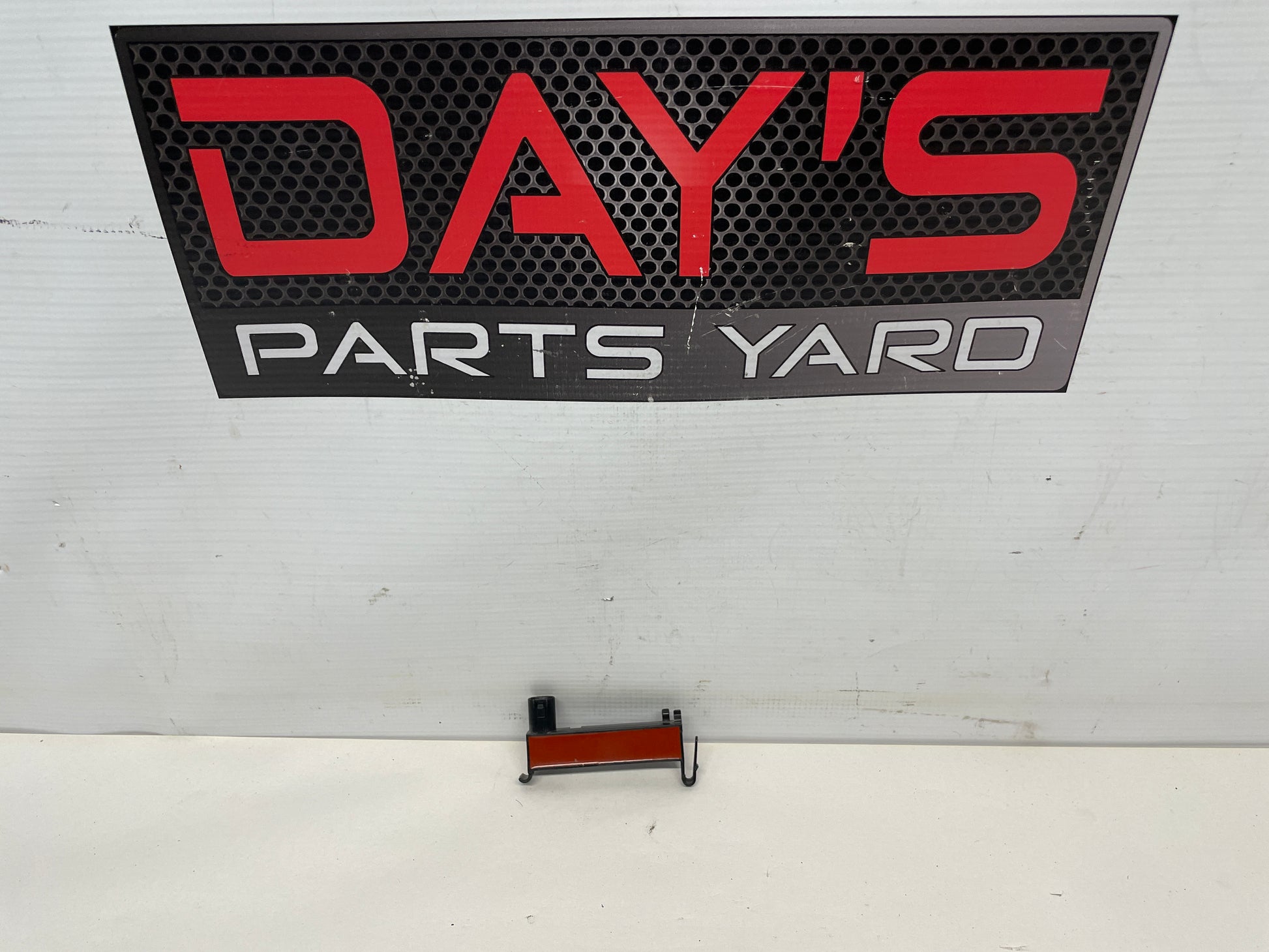 2015 Chevy SS Sedan Keyless Entry Antenna Transmitter OEM - Day's Parts Yard