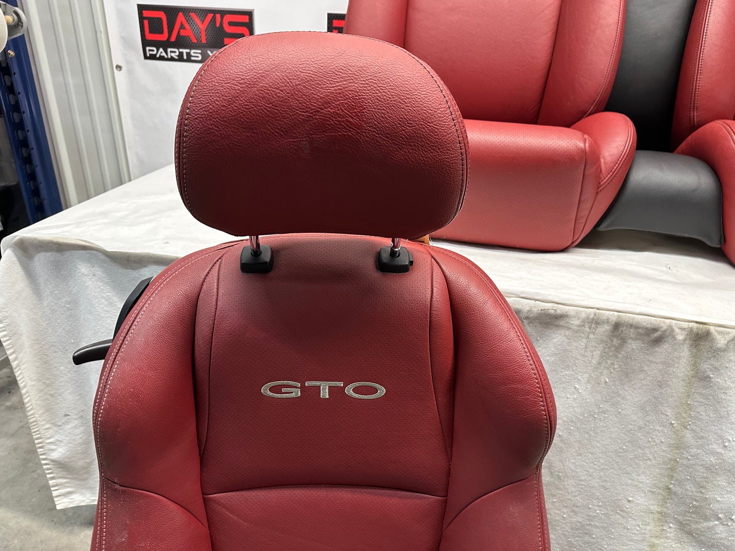 2006 Pontiac GTO Seats Fronts and Rears Red Leather OEM - Day's Parts Yard