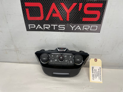 2016 Chevy SS Sedan Heater AC HVAC Temperature Hazard Control OEM - Day's Parts Yard