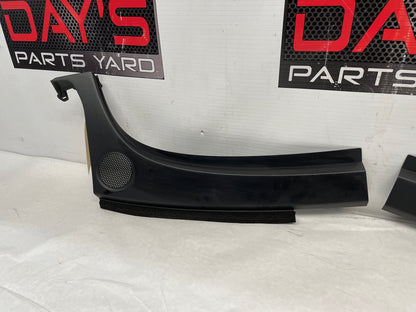 2009 Pontiac G8 RH & LH Dash Cowl Trim OEM - Day's Parts Yard