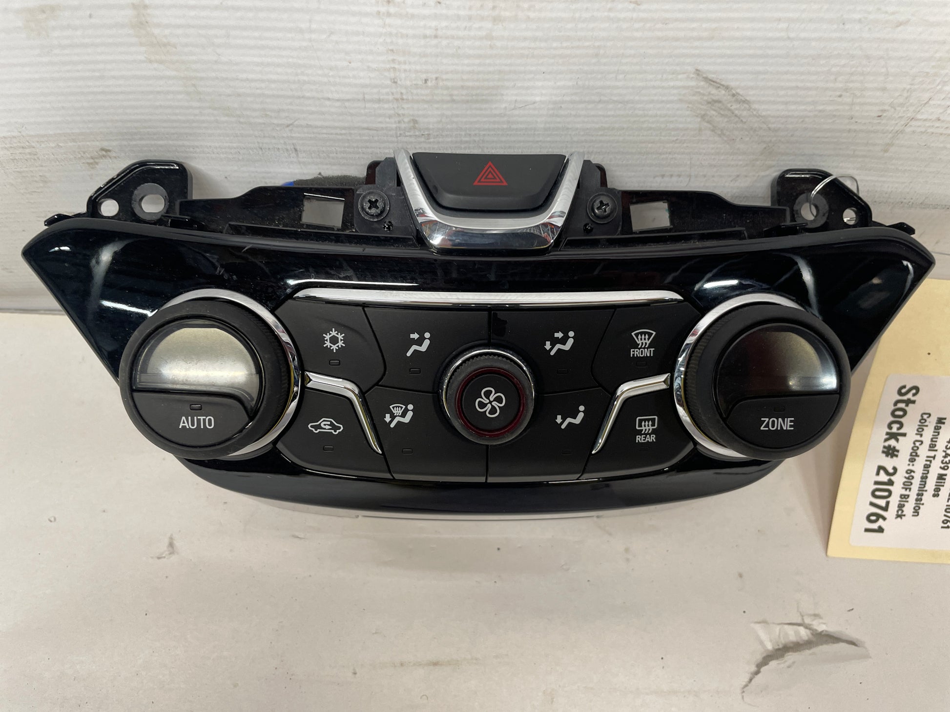 2016 Chevy SS Sedan Heater AC HVAC Temperature Hazard Control OEM - Day's Parts Yard
