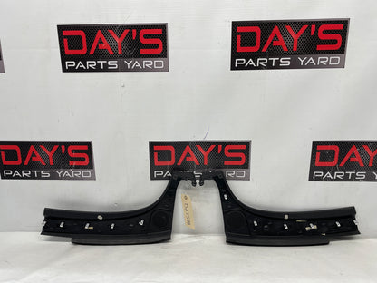 2009 Pontiac G8 RH & LH Dash Cowl Trim OEM - Day's Parts Yard