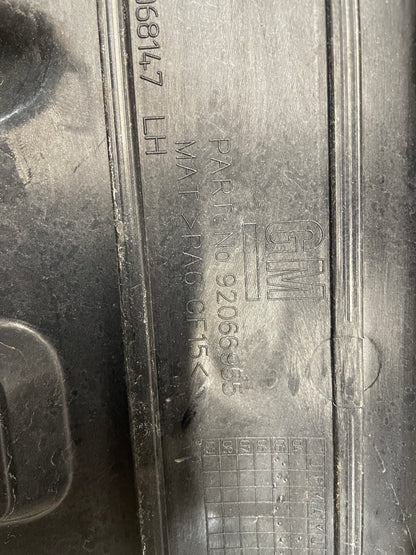 2006 Pontiac GTO RH & LH Engine Motor Intake Manifold Coil Covers Set OEM