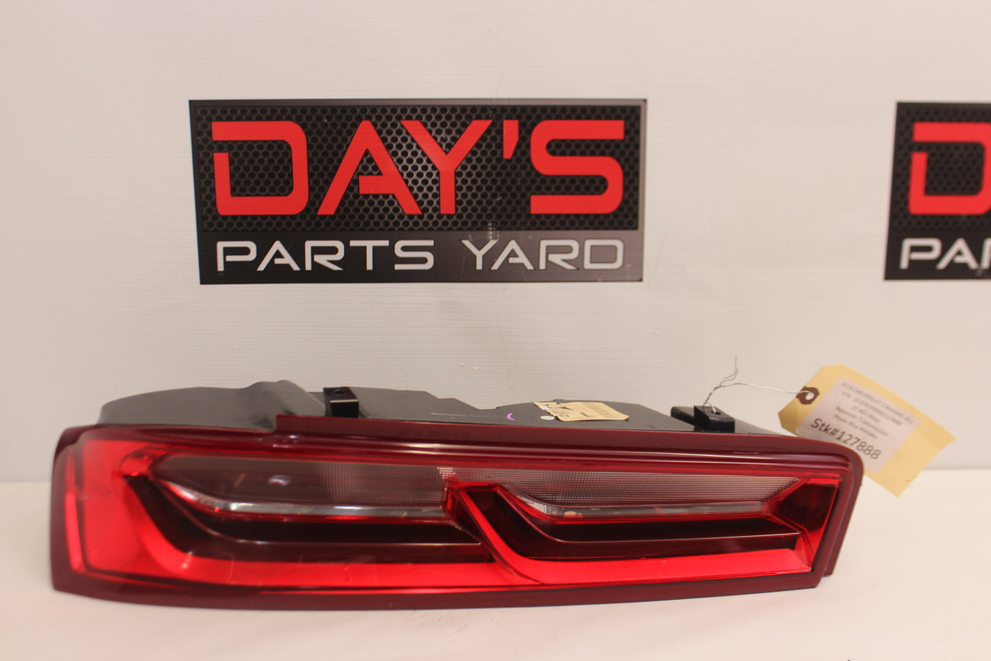 2018 Chevy Camaro ZL1 LH Driver Tail Light Taillight Lamp 84136772 OEM