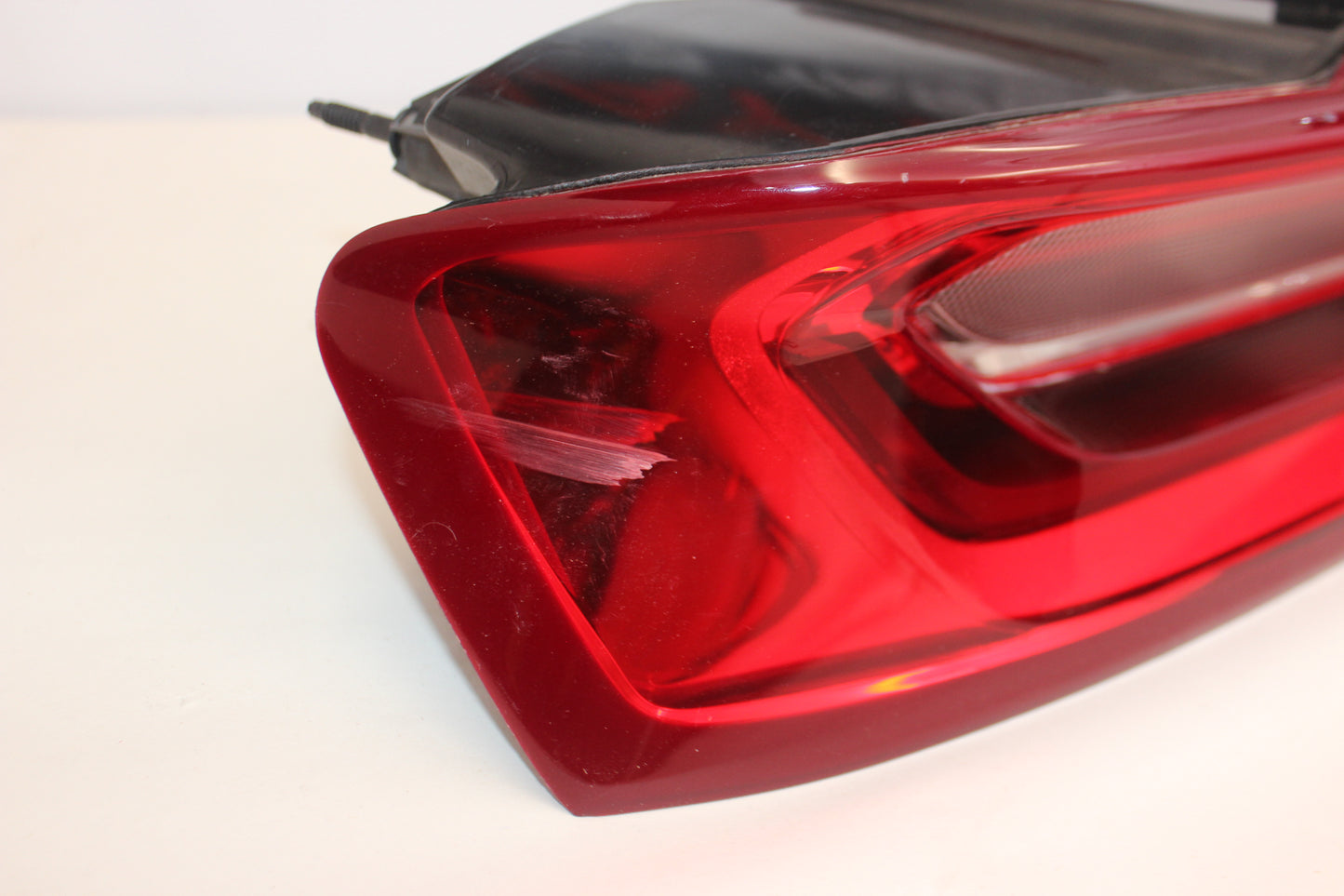 2018 Chevy Camaro ZL1 LH Driver Tail Light Taillight Lamp 84136772 OEM