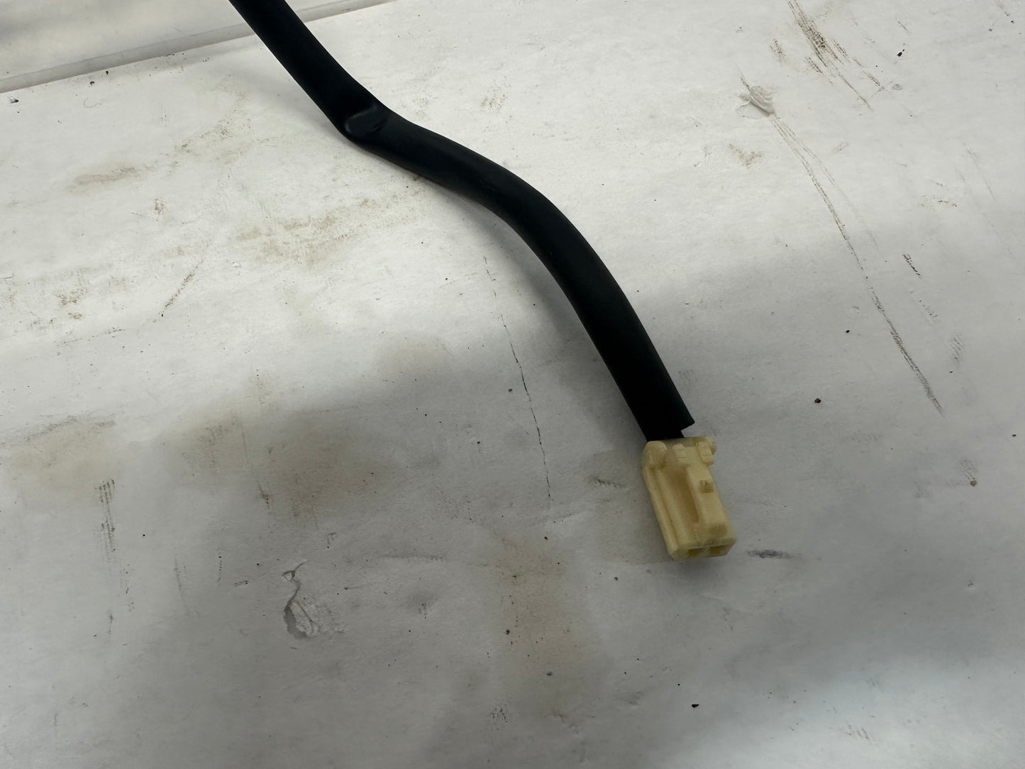 2006 Pontiac GTO License Plate Tag Light Set OEM - Day's Parts Yard