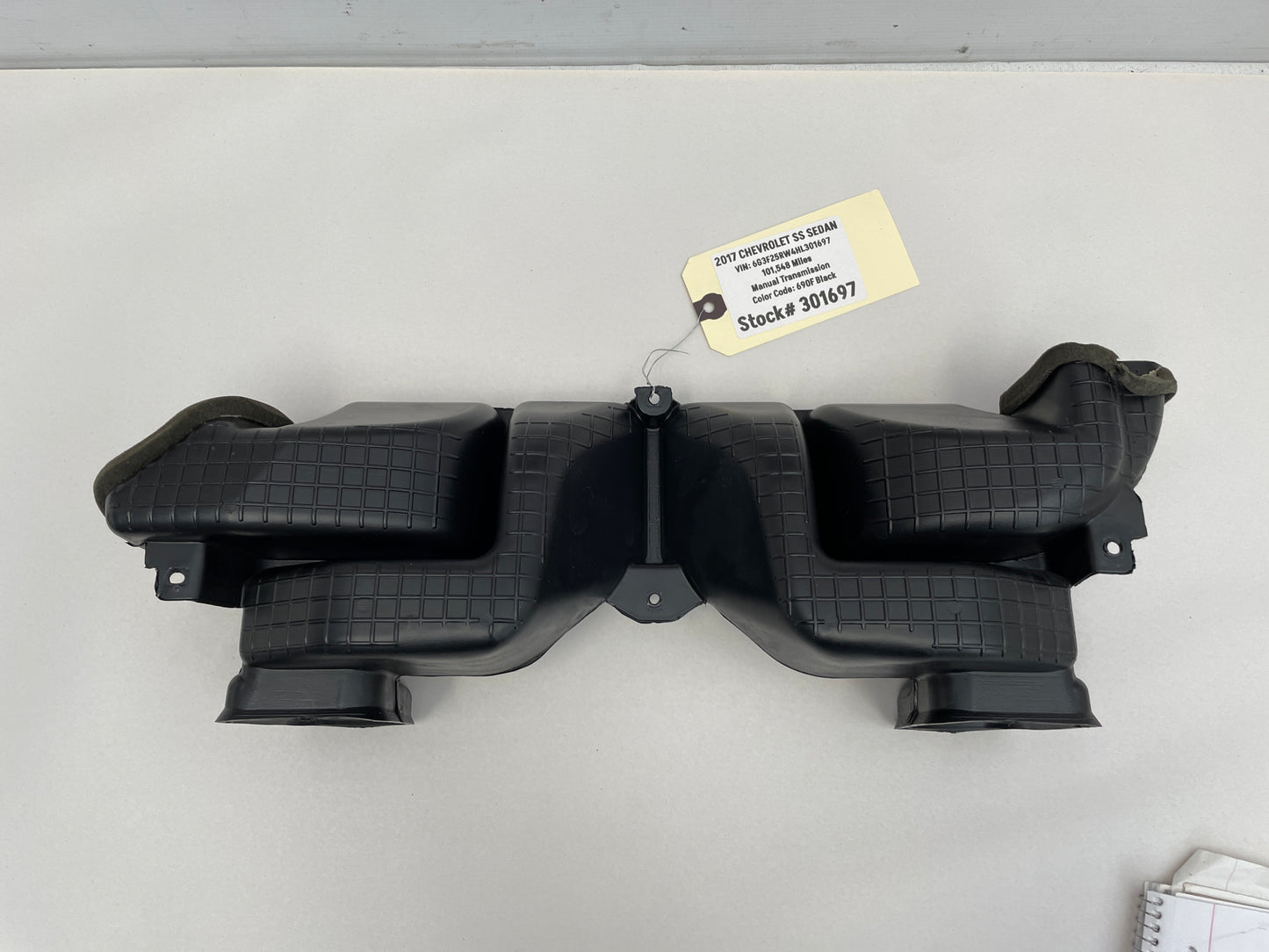 2017 Chevy SS Sedan LHD HVAC Dash Duct Pipe OEM
