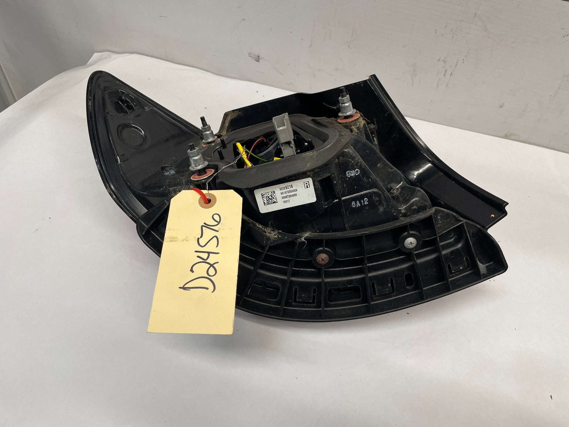2016 Chevy SS Sedan RH Passenger Outer Tail Light Taillight Lamp OEM - Day's Parts Yard