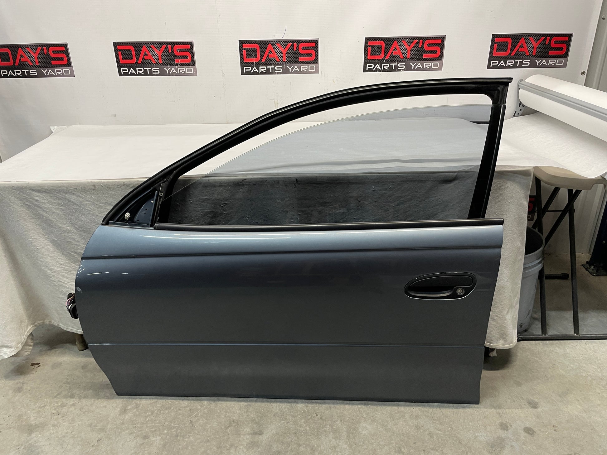2005 Pontiac GTO LH Driver Exterior Front Door OEM - Day's Parts Yard