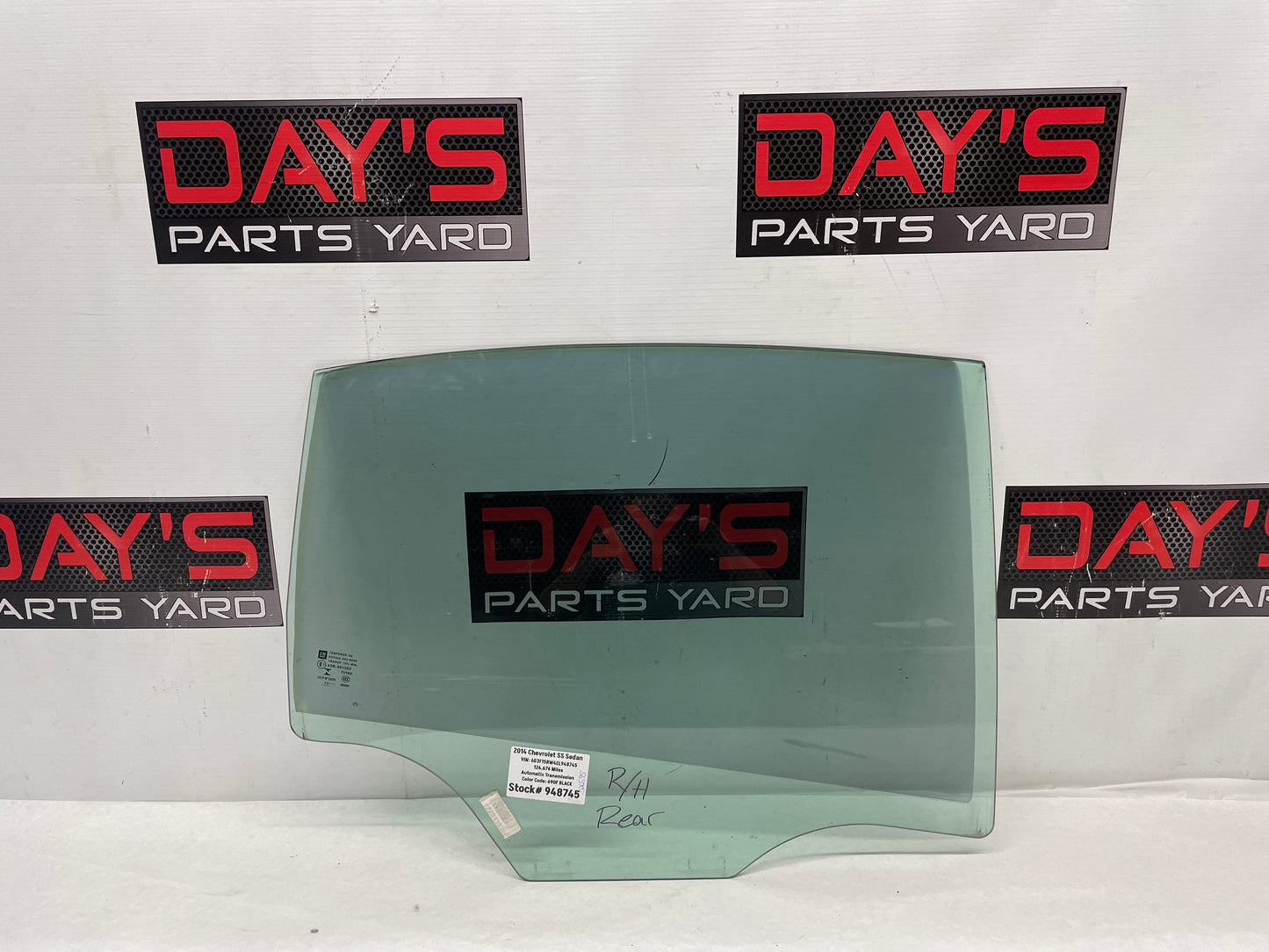 2014 Chevy SS RH Passenger Rear Door Window Glass OEM