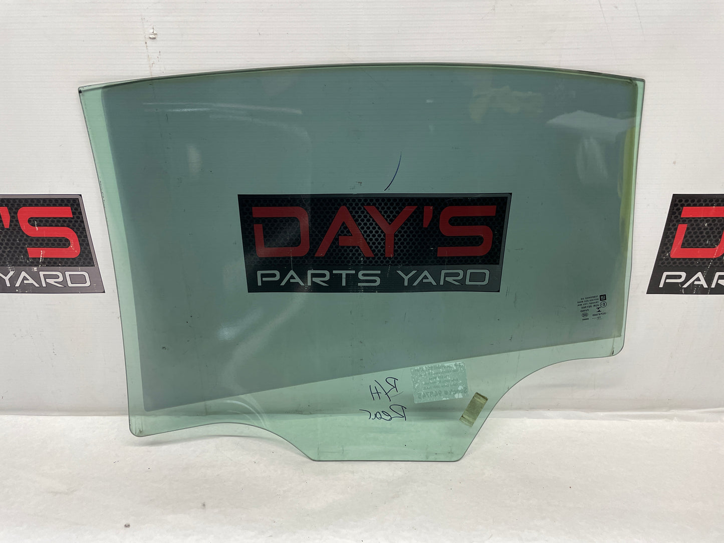 2014 Chevy SS RH Passenger Rear Door Window Glass OEM