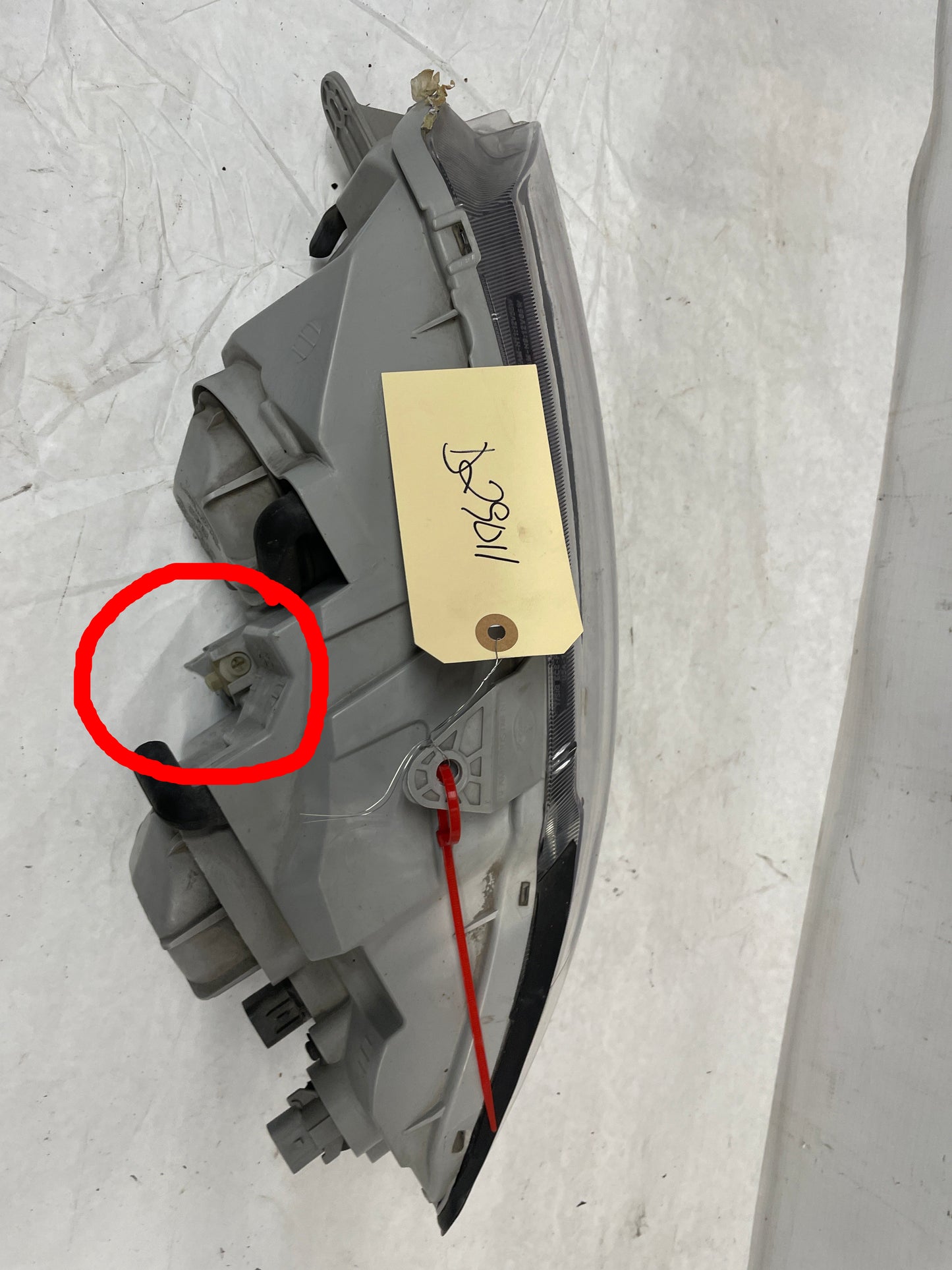 2006 Pontiac GTO RH Passenger Head Light Headlight Lamp OEM