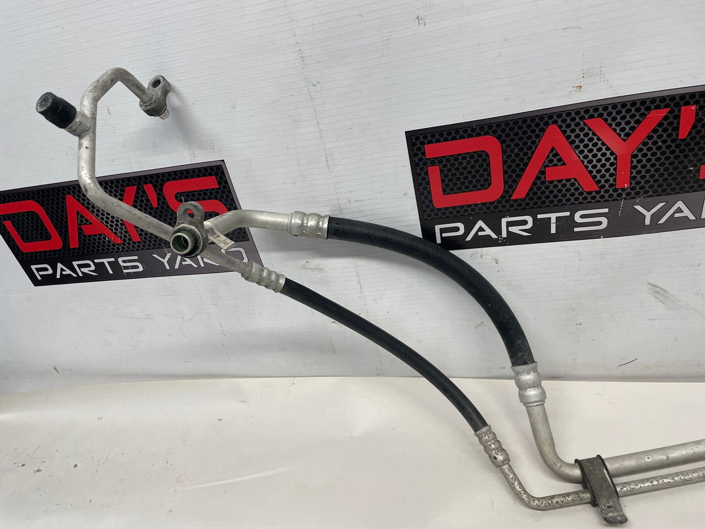 2014 Chevy SS Sedan A/C Air Conditioner Manifold Hose Tube Line Assembly OEM - Day's Parts Yard