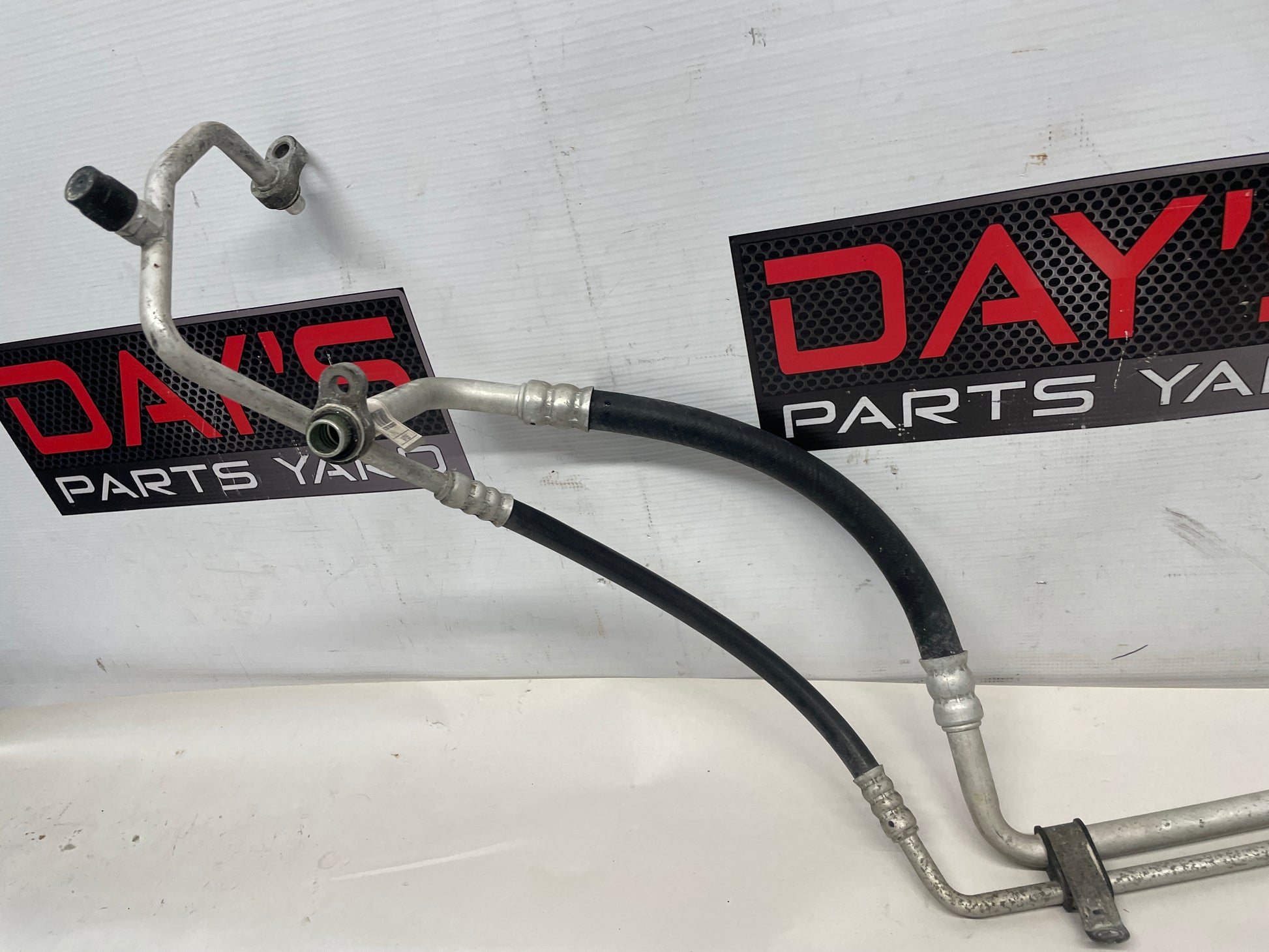 2014 Chevy SS Sedan A/C Air Conditioner Manifold Hose Tube Line Assembly OEM - Day's Parts Yard