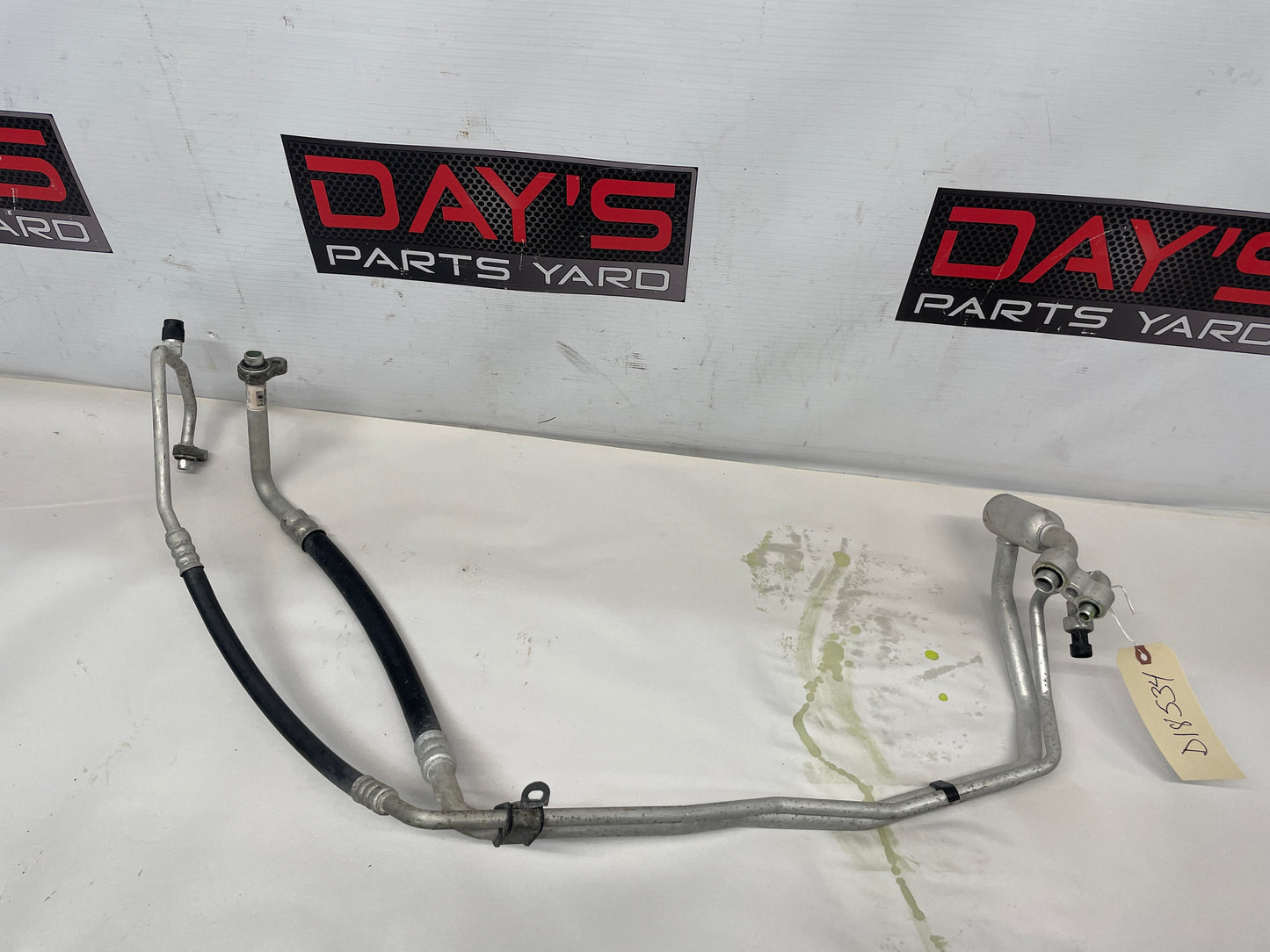 2014 Chevy SS Sedan A/C Air Conditioner Manifold Hose Tube Line Assembly OEM - Day's Parts Yard