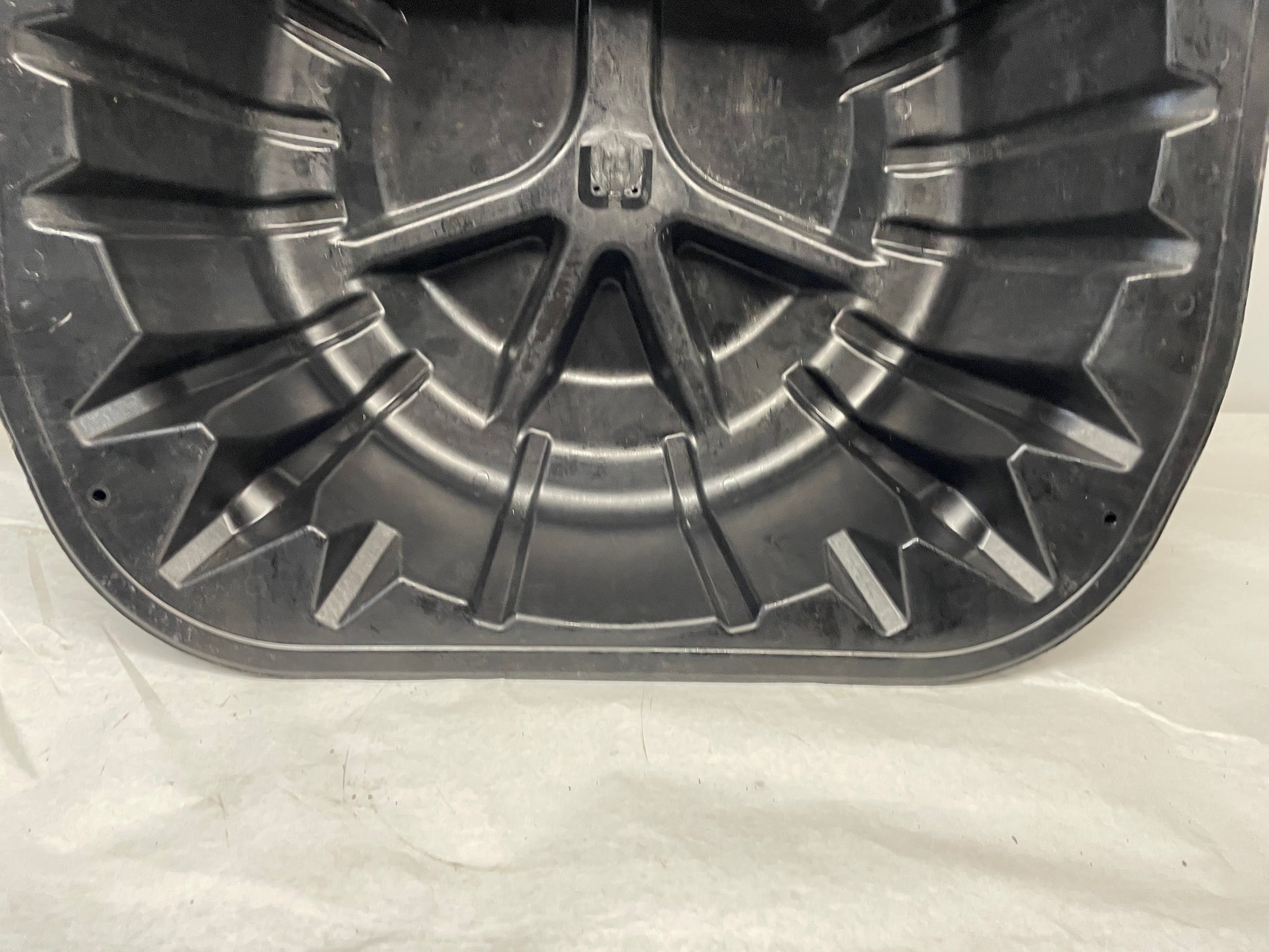 2009 Pontiac G8 Spare Wheel Tire Tub Composite Insert Panel OEM - Day's Parts Yard