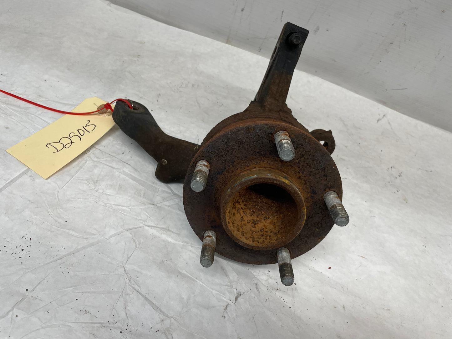 2006 Pontiac GTO RH Passenger Front Suspension Spindle Hub Knuckle Assembly OEM