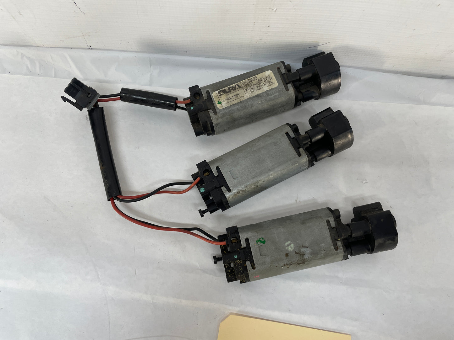 2004 Chevy C5 Corvette RH Passenger Seat Motors OEM - Day's Parts Yard