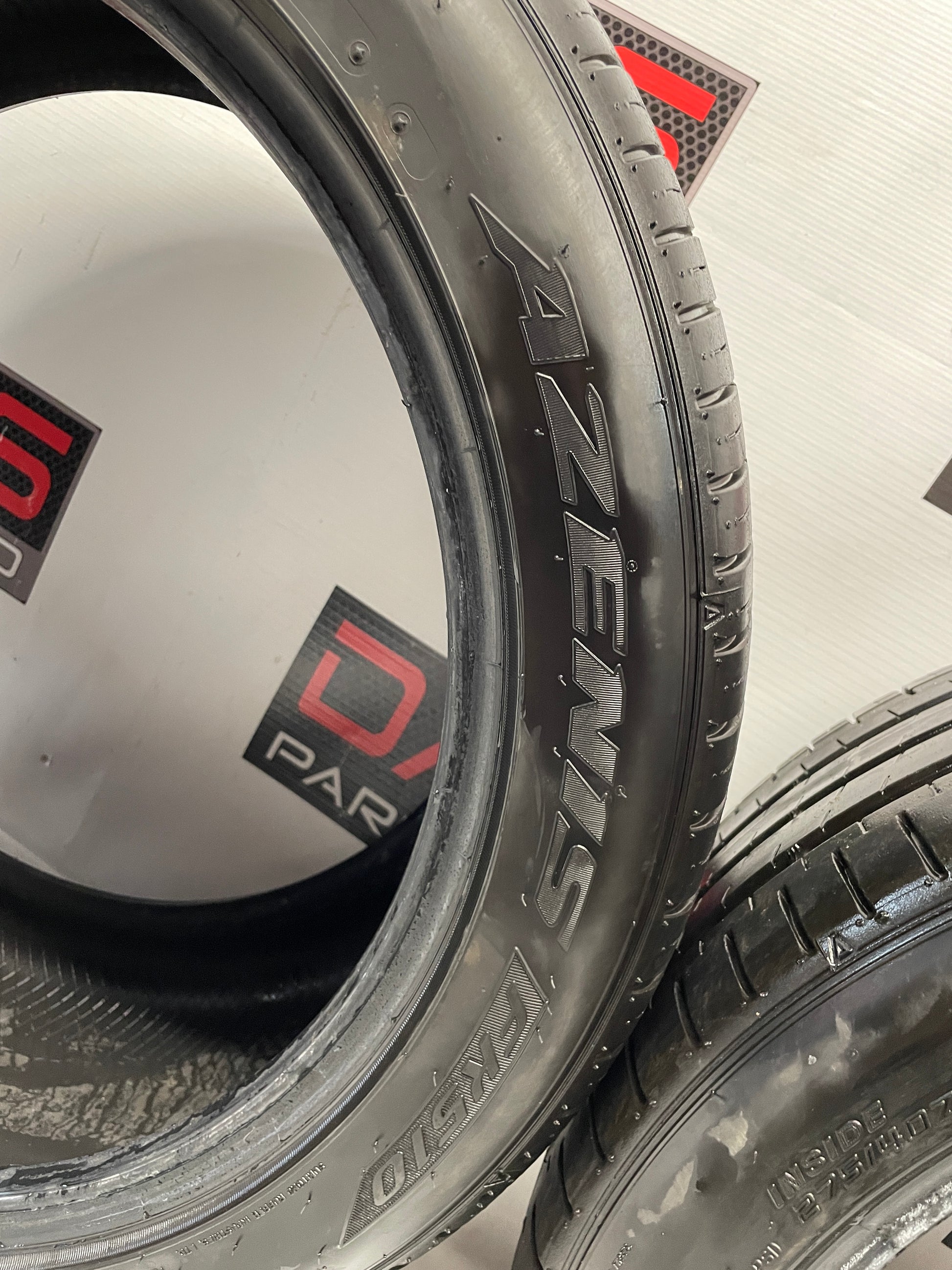 TiresFalken Azenis 275/40ZR - Day's Parts Yard