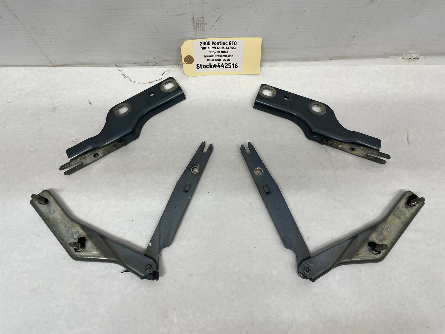 2005 Pontiac GTO RH & LH Hood Hinges OEM - Day's Parts Yard