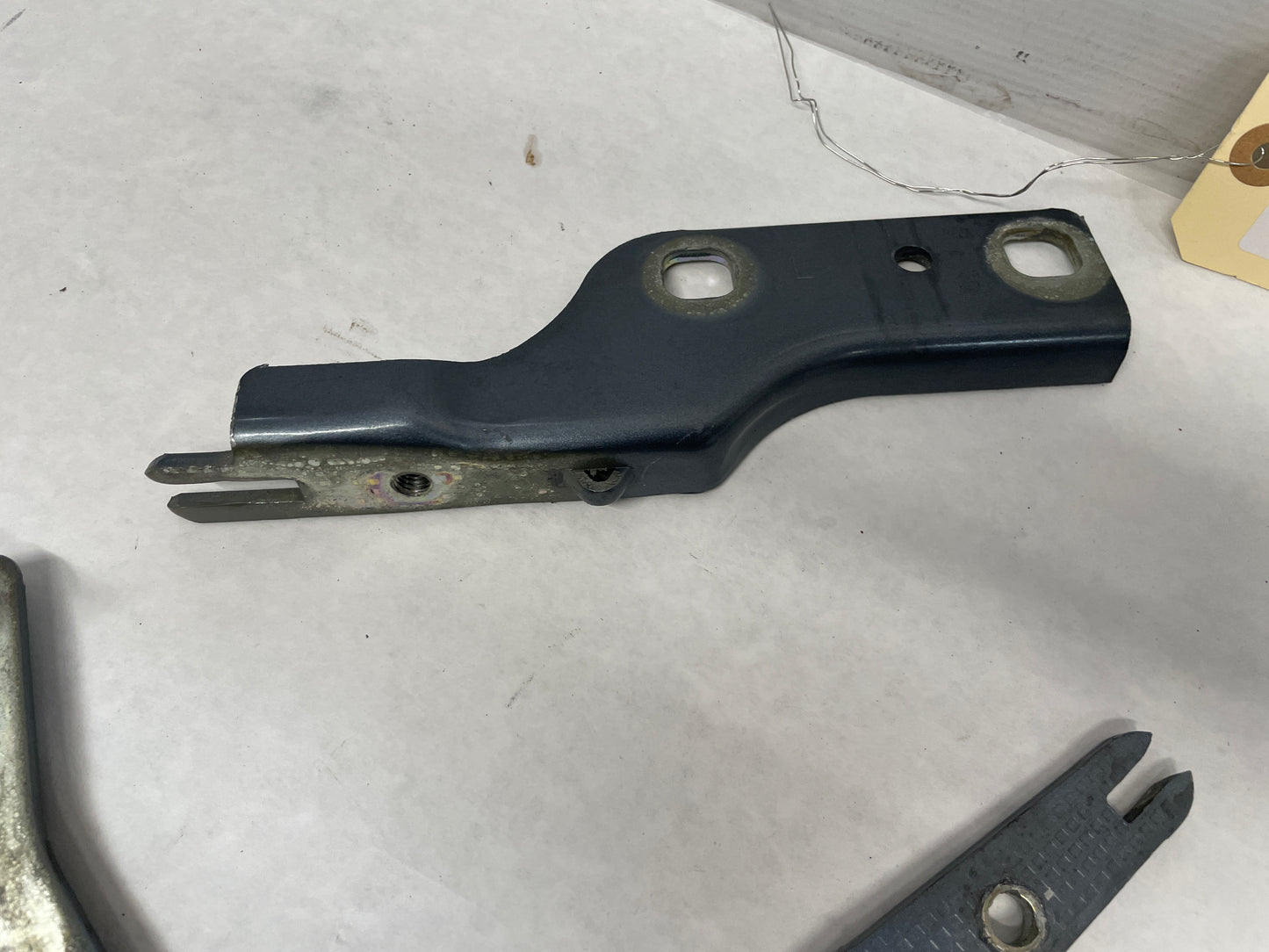 2005 Pontiac GTO RH & LH Hood Hinges OEM - Day's Parts Yard