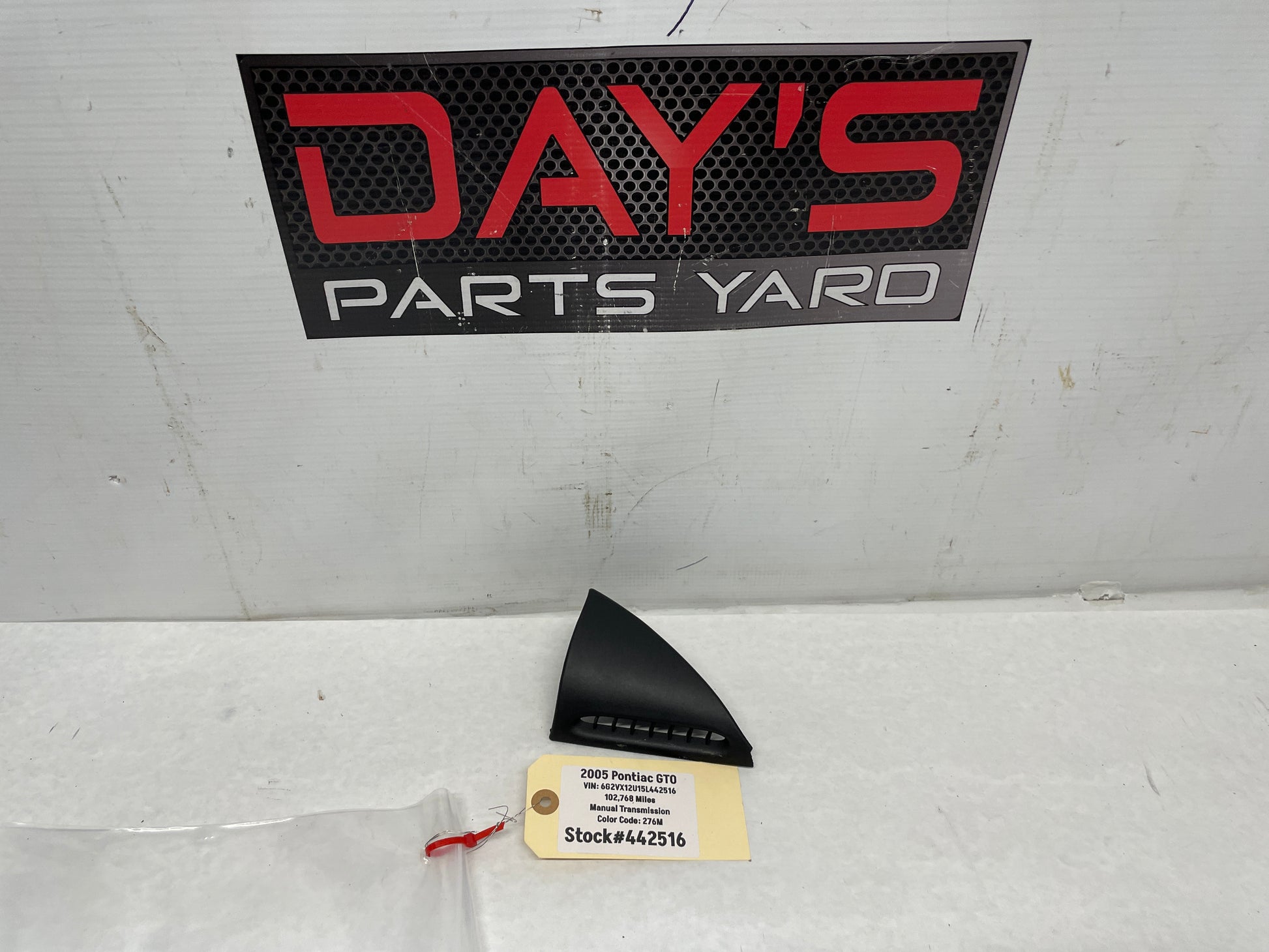 2005 Pontiac GTO RH Passenger Defrost Trim Door Vent Triangle OEM - Day's Parts Yard