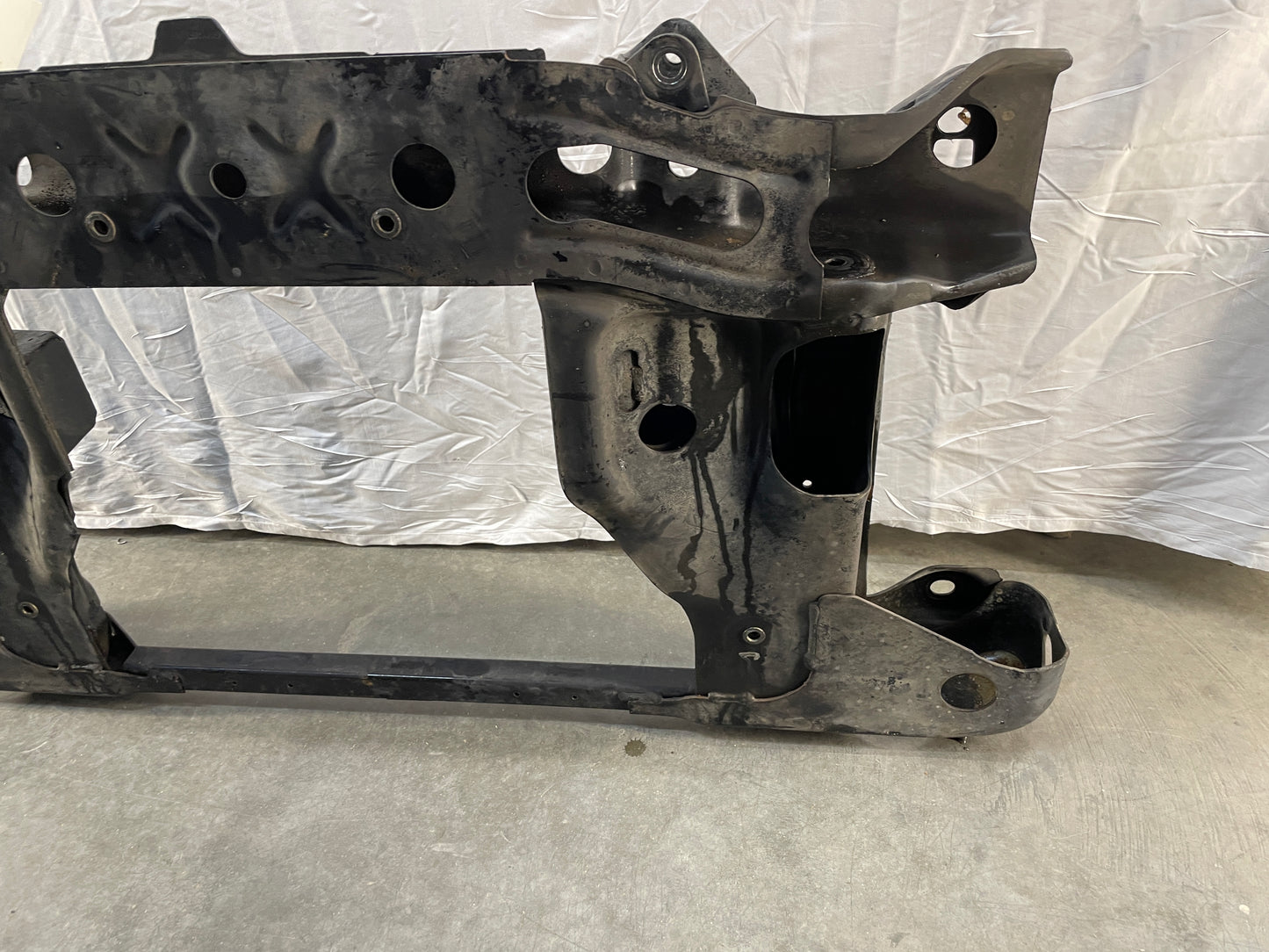 2005 Pontiac GTO Front Suspension Engine Cradle K Member Sub Frame OEM