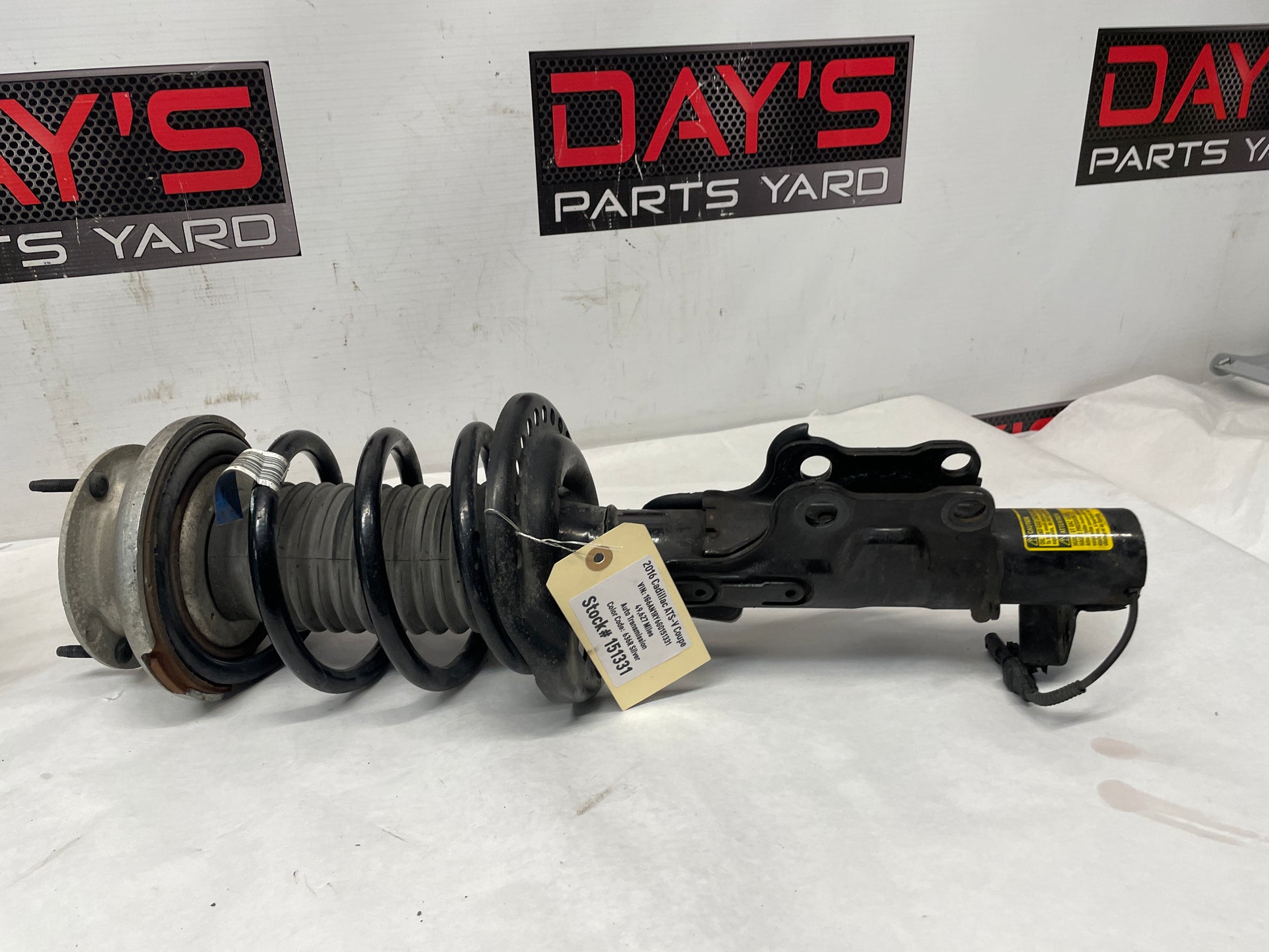 2016 Cadillac ATS-V Coupe Front Magnetic Ride Strut Assembly RH & LH OEM - Day's Parts Yard
