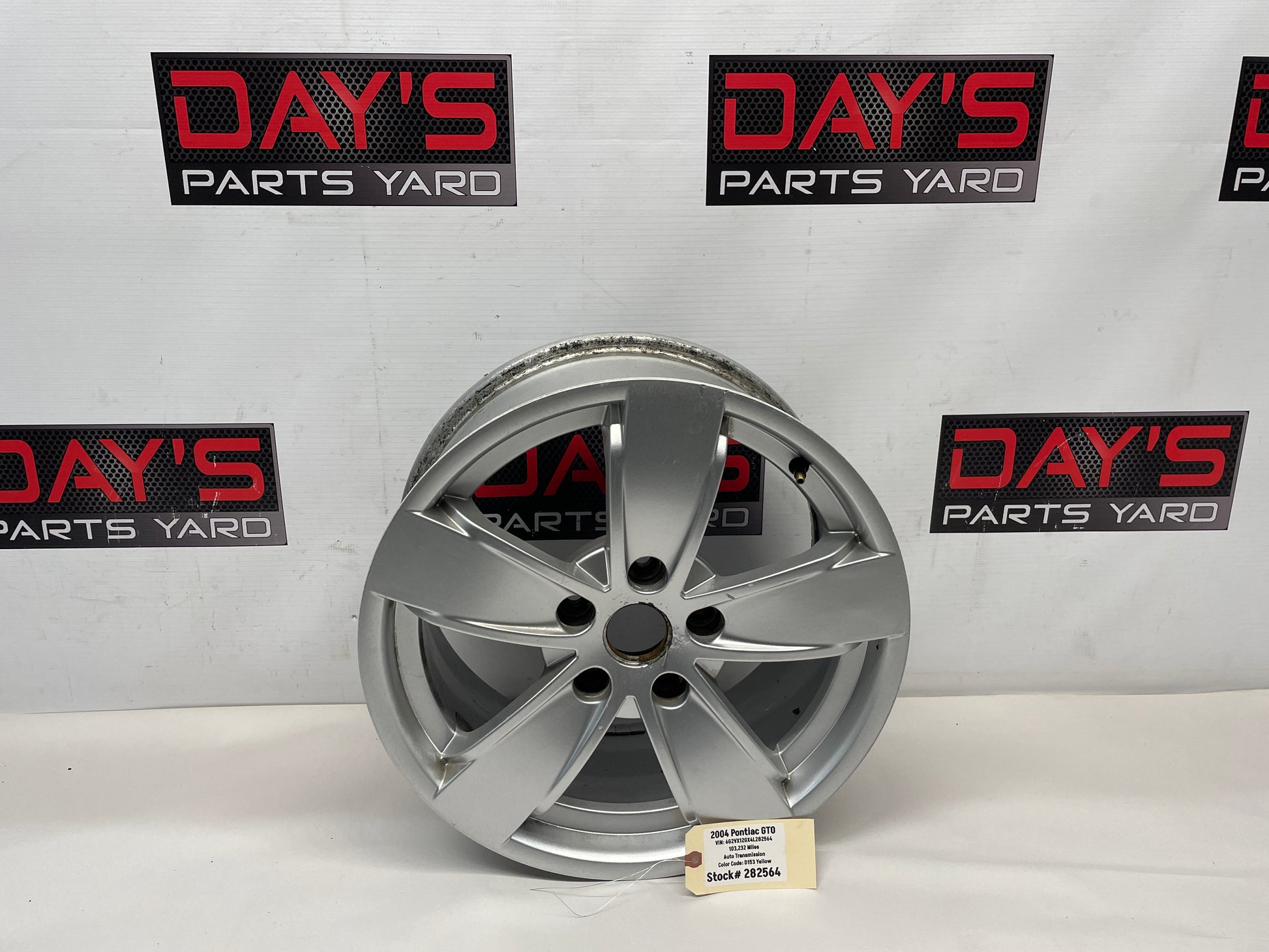 2004 Pontiac GTO Factory OEM Wheel 17X8 - Day's Parts Yard