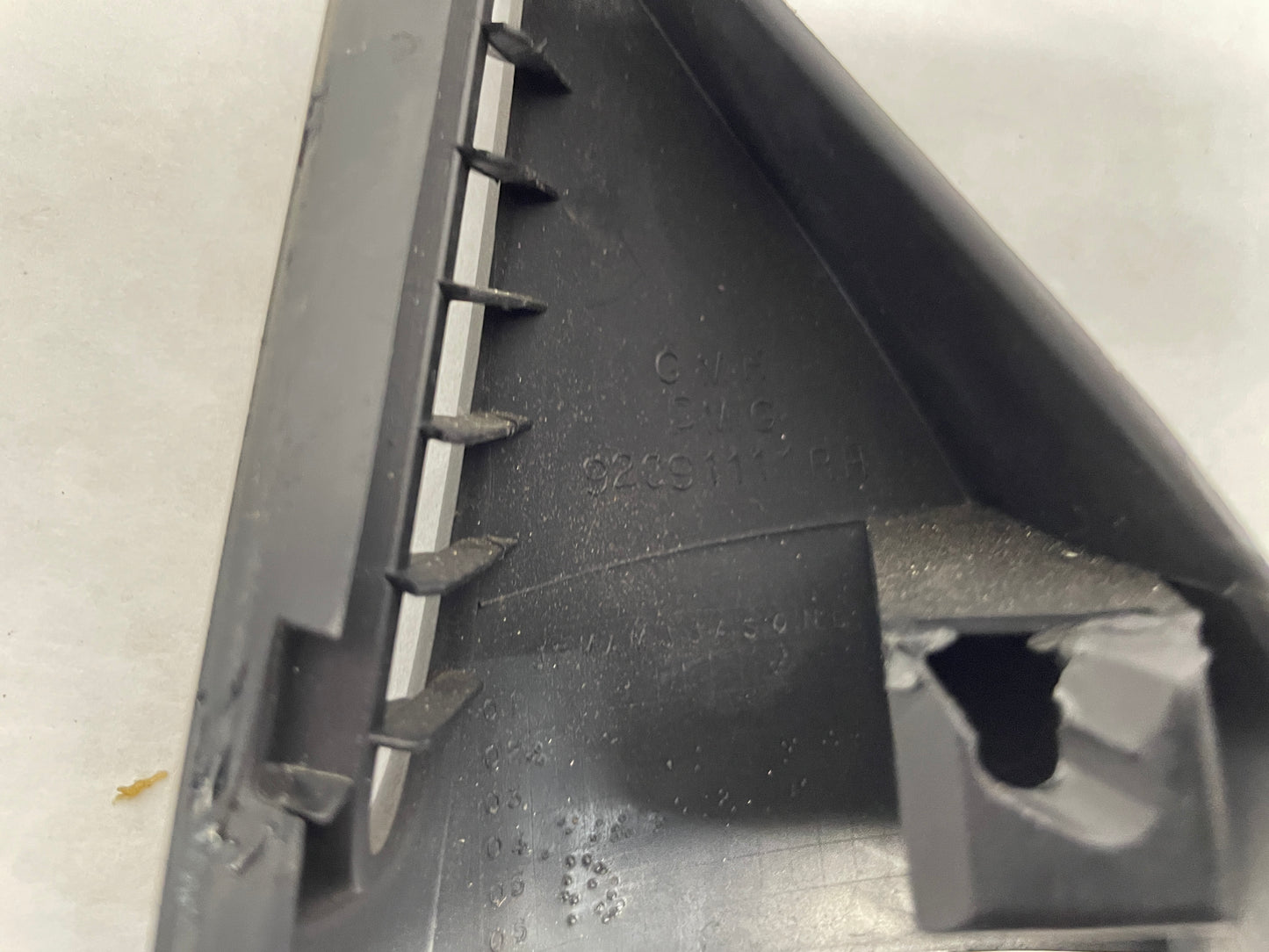 2005 Pontiac GTO RH Passenger Defrost Trim Door Vent Triangle OEM - Day's Parts Yard