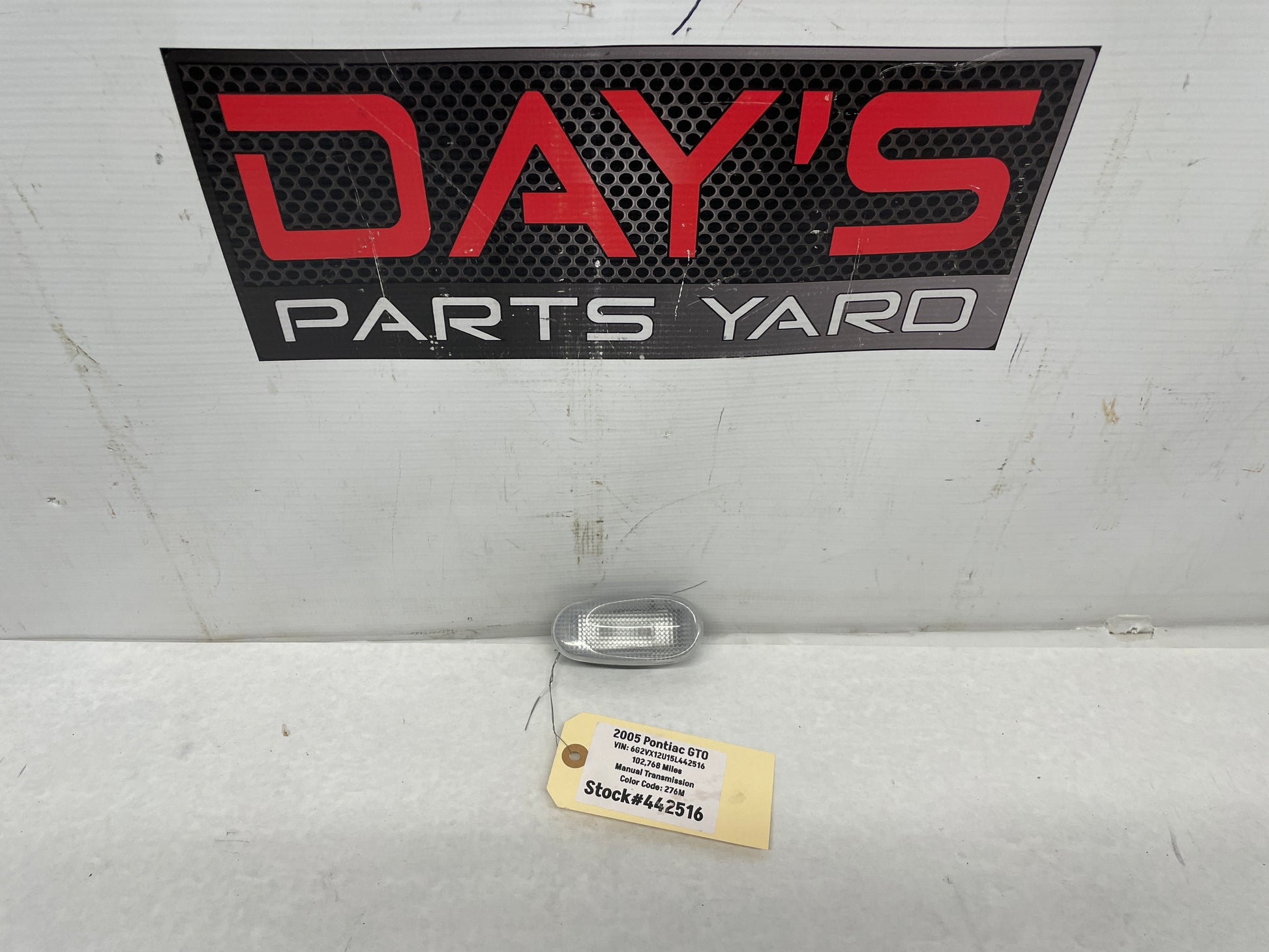 2005 Pontiac GTO Interior Door Panel Curtesy Courtesy Light OEM - Day's Parts Yard