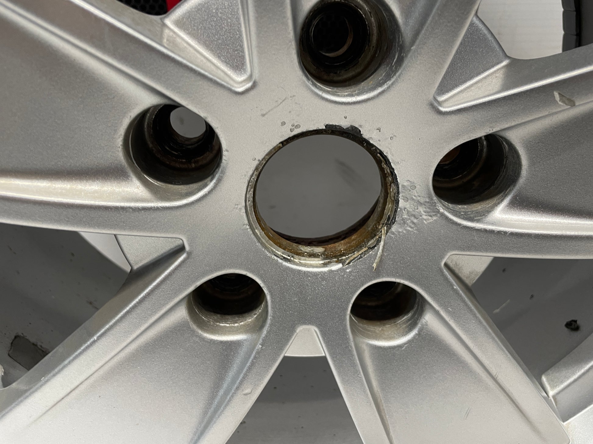 2004 Pontiac GTO Factory OEM Wheel 17X8 - Day's Parts Yard