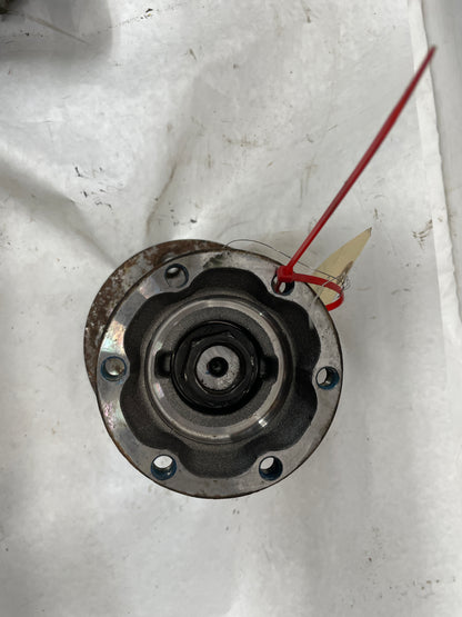 2006 Pontiac GTO RH Passenger Rear Suspension Wheel Axle Flange Hub OEM