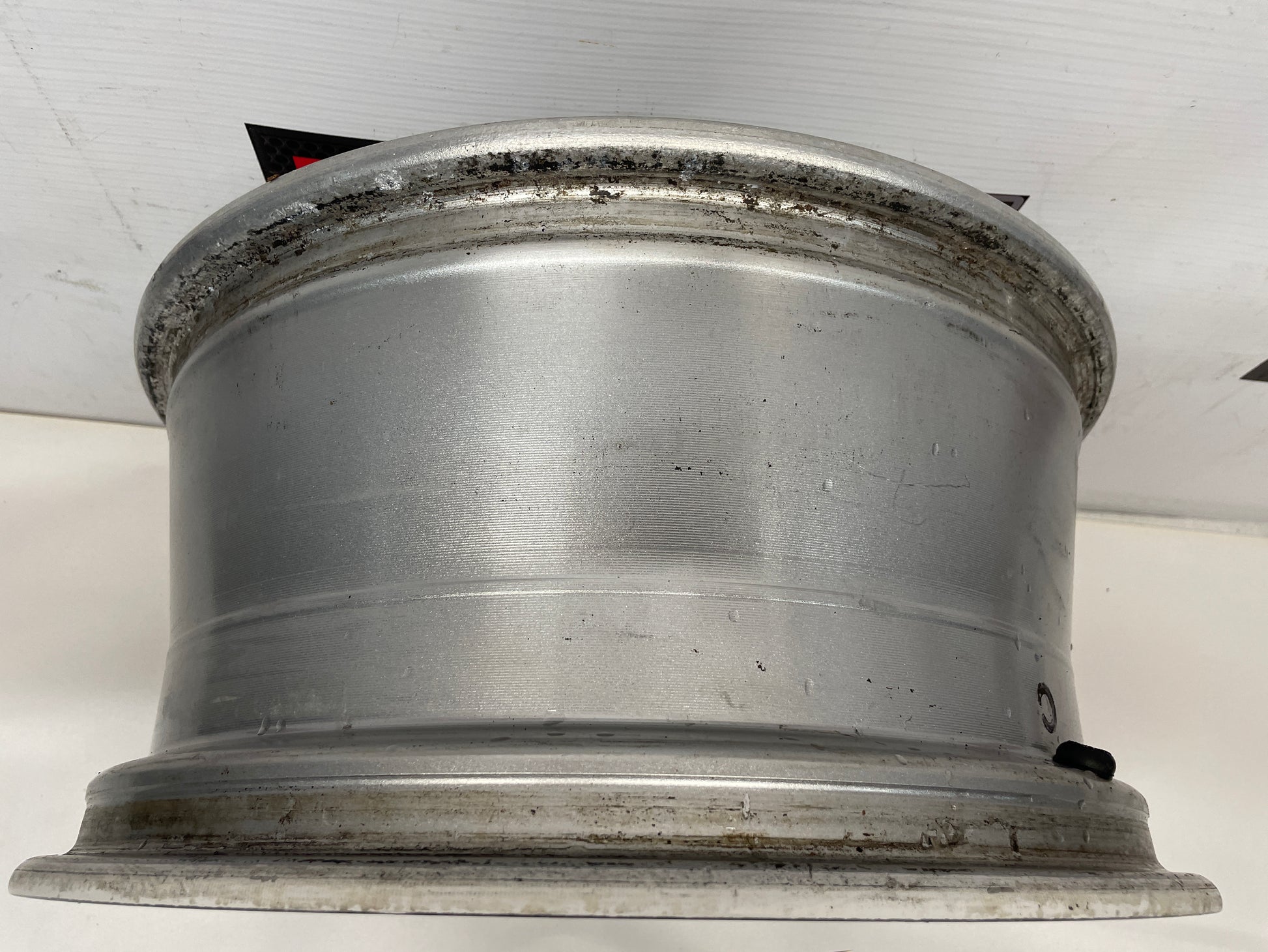 2004 Pontiac GTO Factory OEM Wheel 17X8 - Day's Parts Yard
